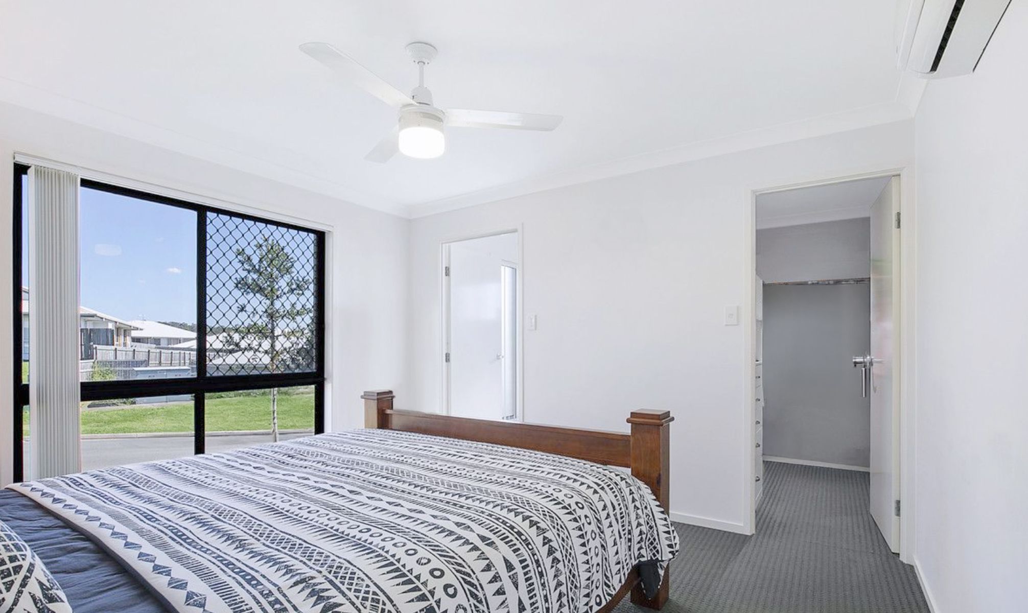 4 Paddy Circuit, Ormeau QLD 4208, Ormeau - Thumbnail 3