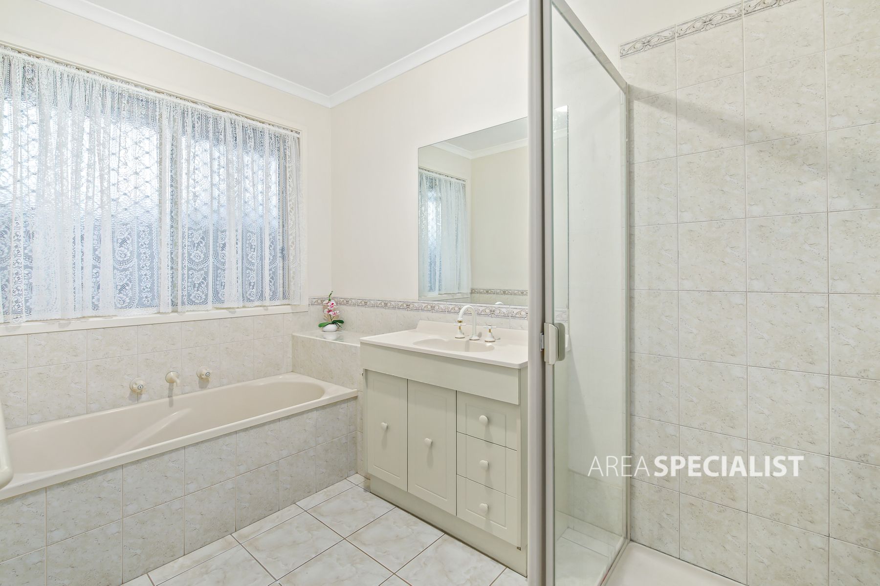 3 Darcy Niland Crescent, Lynbrook, VIC 3975, Lynbrook - Thumbnail 8