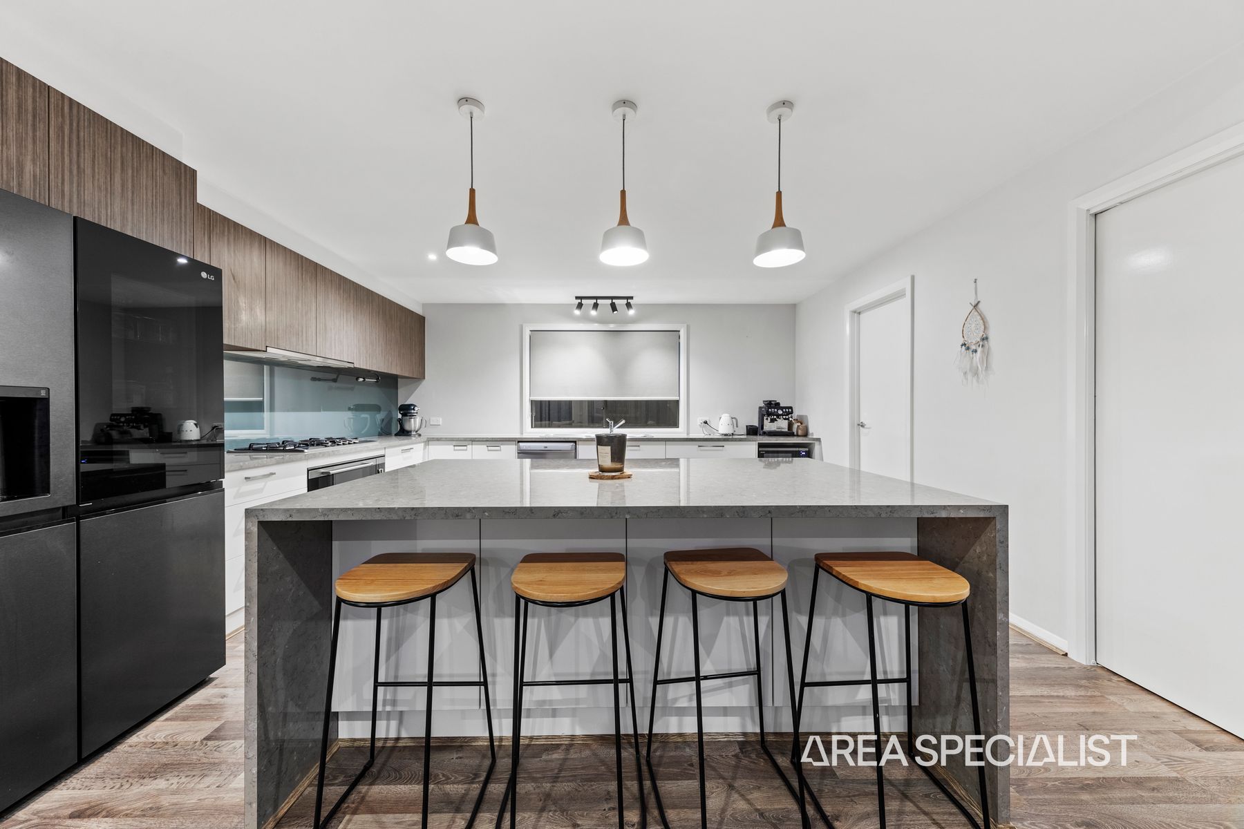 8 Ontario Drive, Pakenham, VIC 3810, Pakenham - Thumbnail 2
