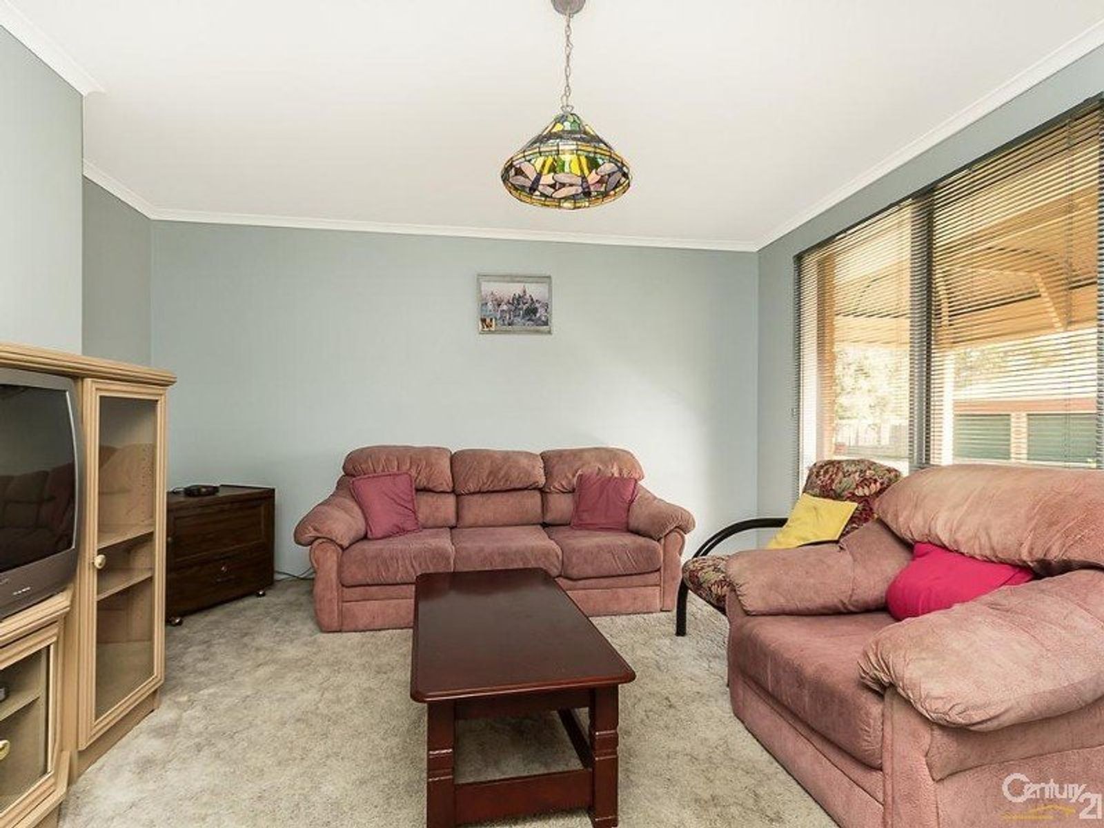 8 Josephine Avenue, Cranbourne North - Thumbnail 5