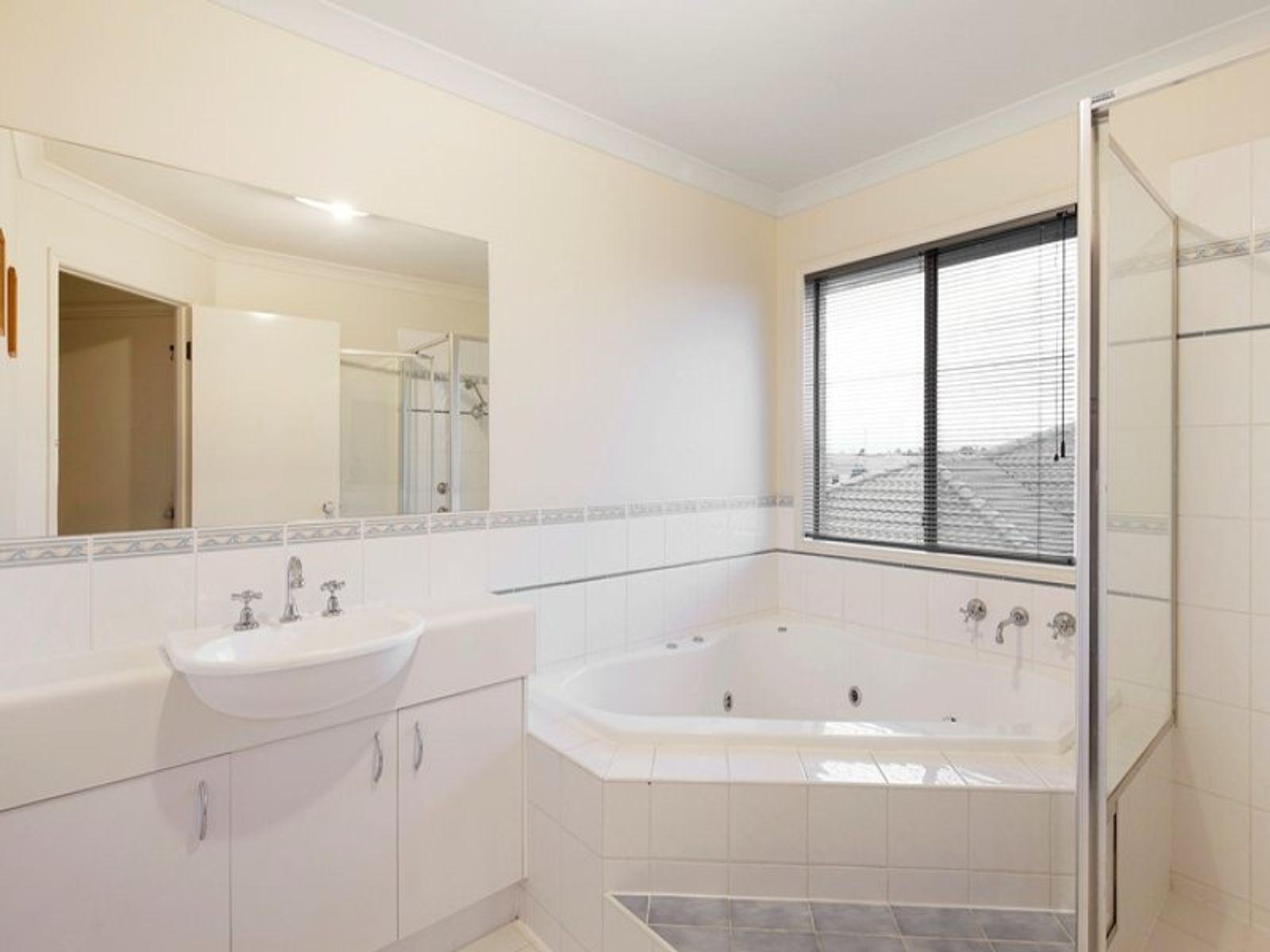 74 Pacific Drive,, Aspendale Gardens, VIC 3195, Aspendale Gardens - Thumbnail 8