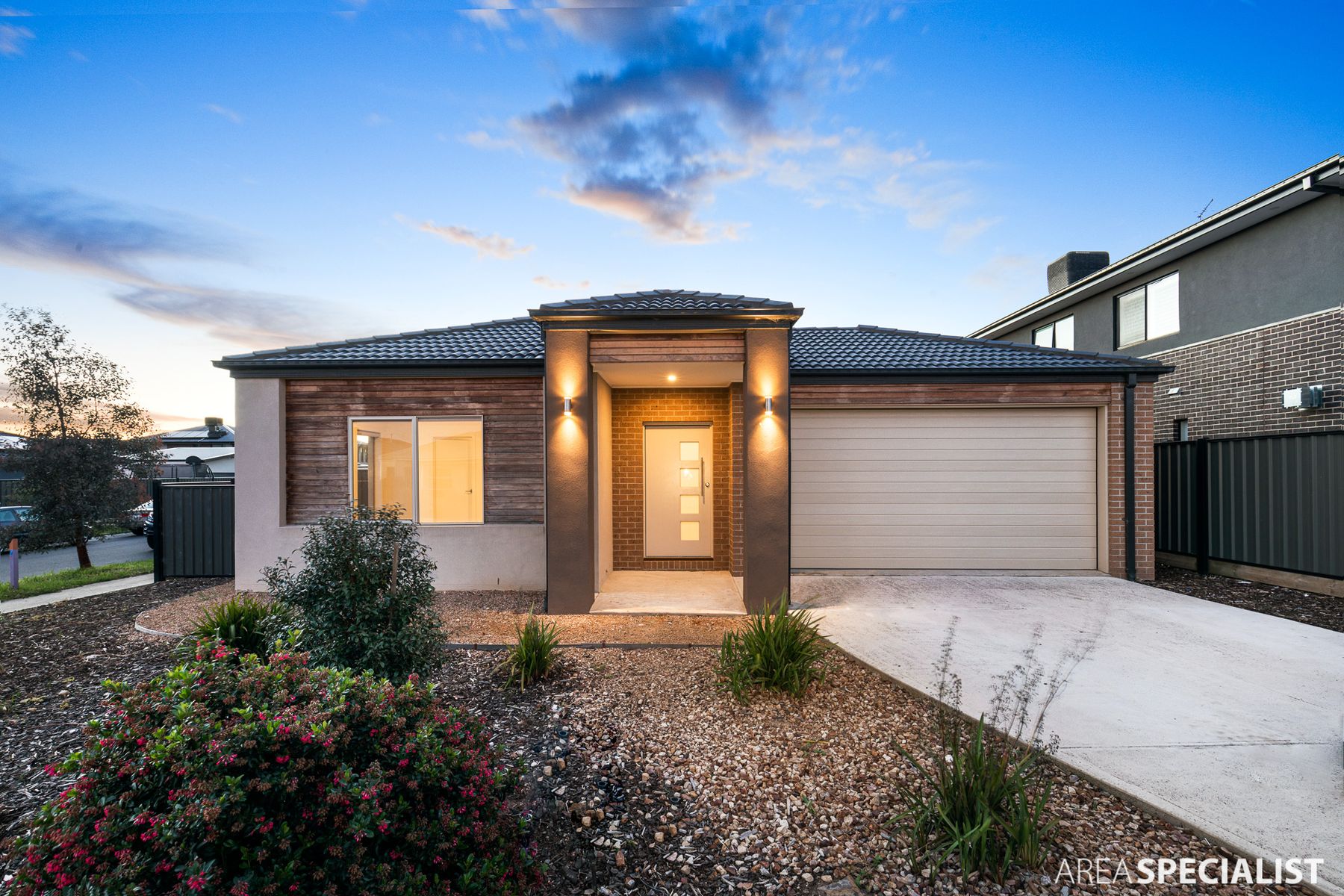 18 Nattai Street, Craigieburn, VIC 3064, Craigieburn - Thumbnail 3