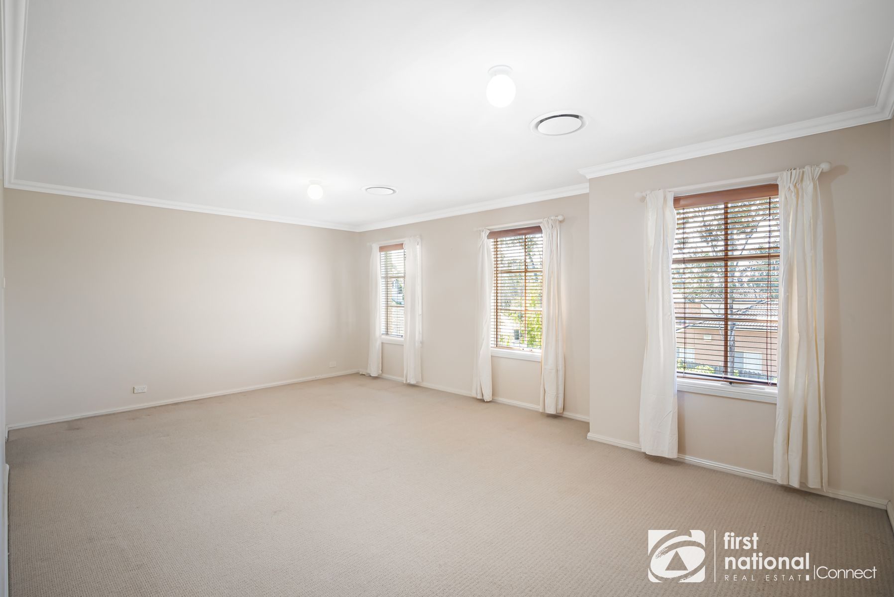 24 Harvard Circuit, Rouse Hill NSW 2155, Rouse Hill - Thumbnail 7