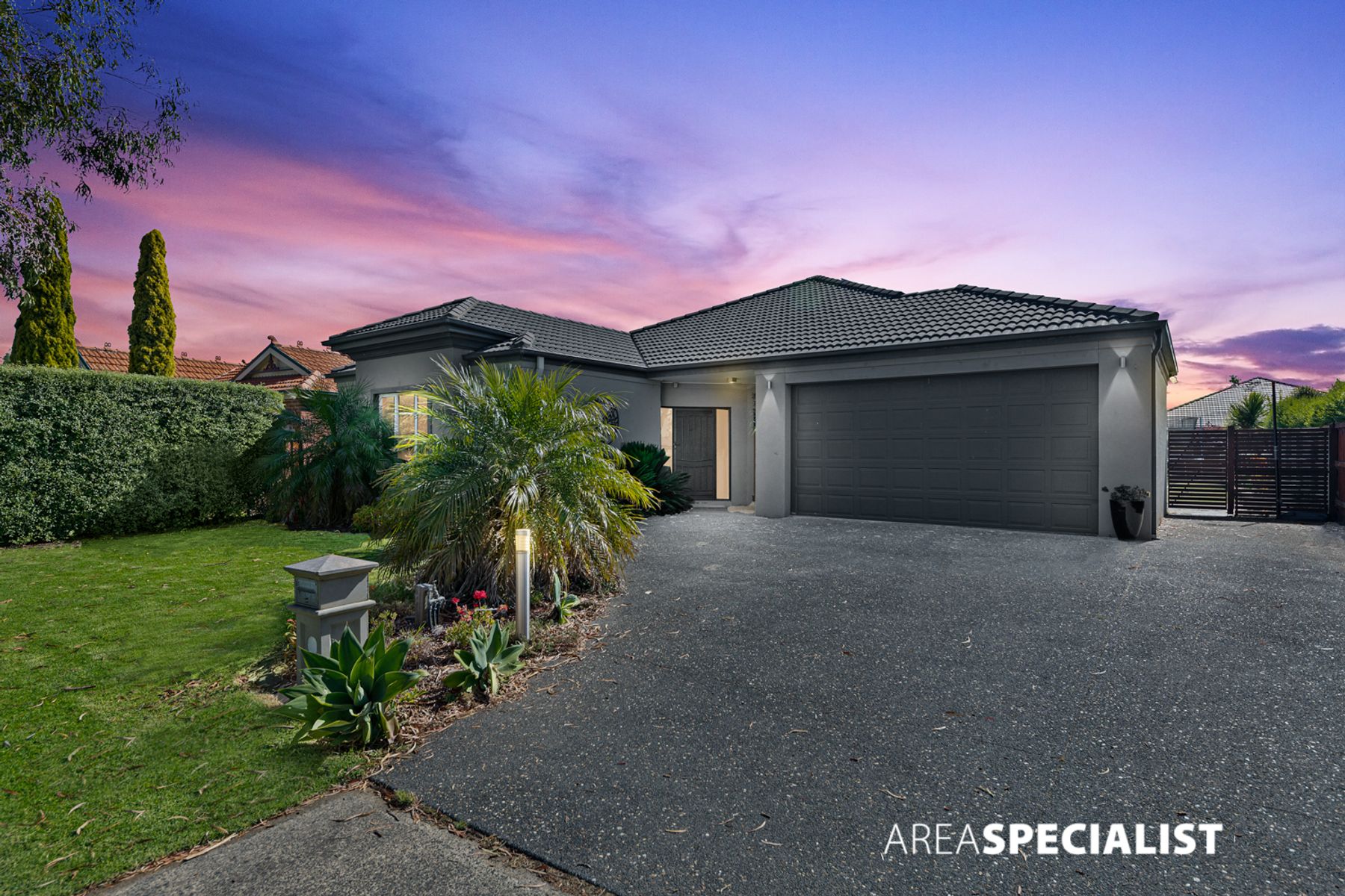 3 Blue Bell Court, Pakenham, VIC 3810, Pakenham - Thumbnail 2