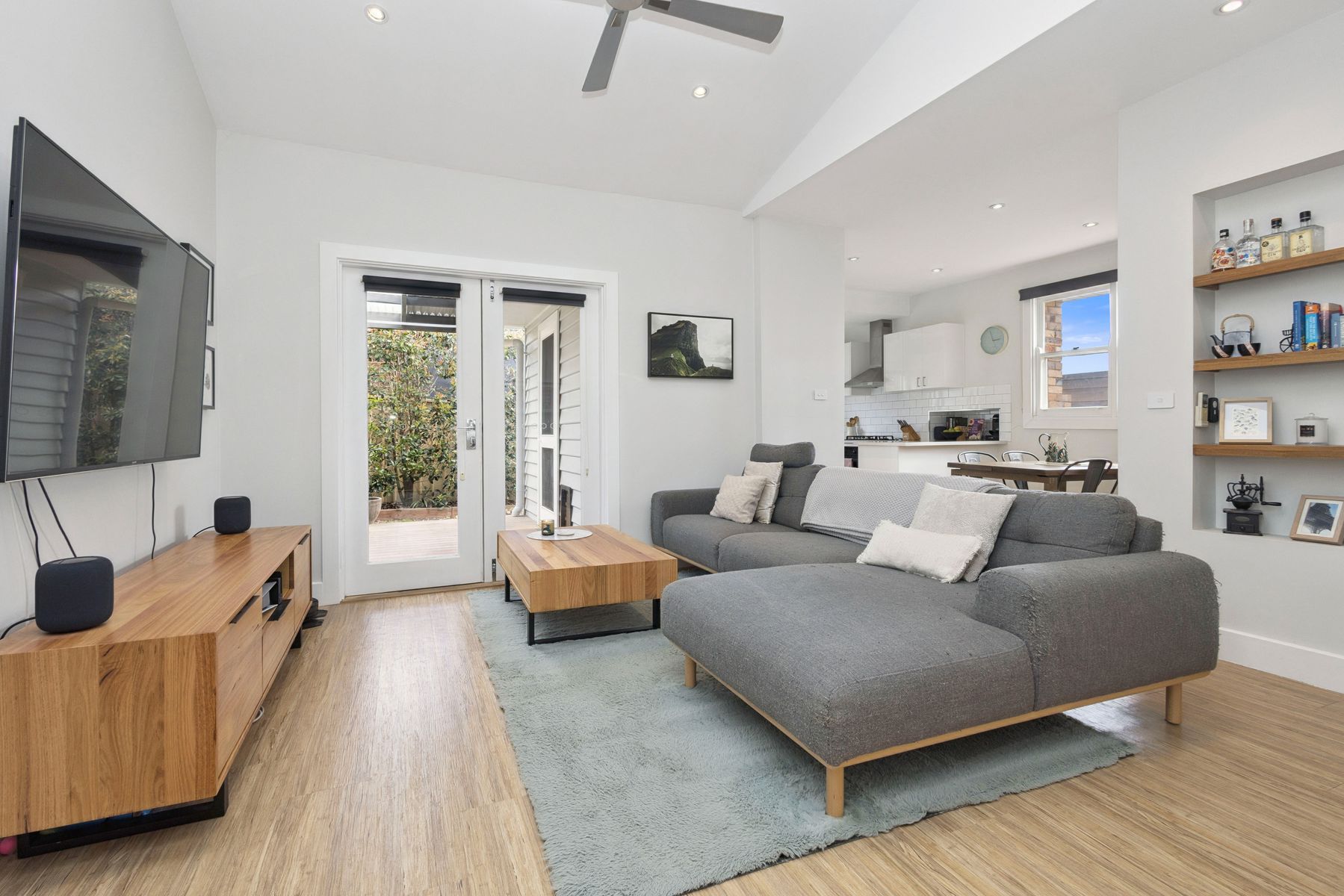 2 Friswell Avenue, Flora Hill VIC 3550, Flora Hill - Thumbnail 2