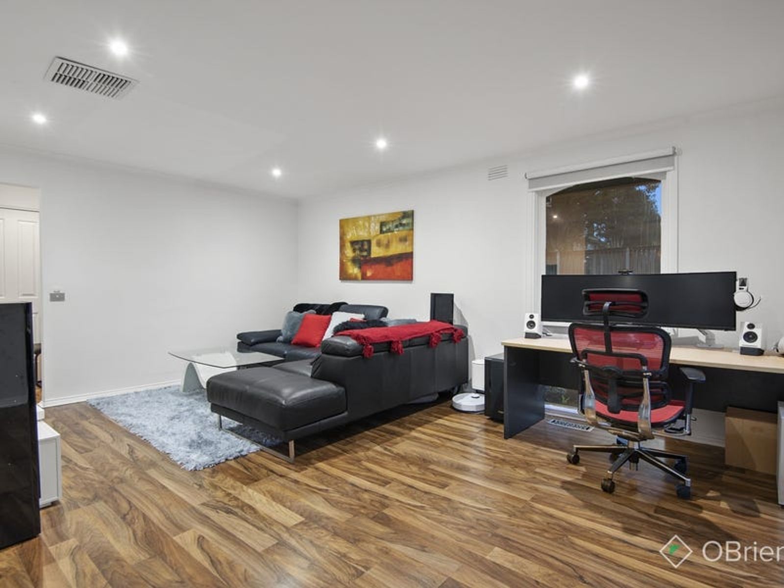 14 Ravenhill Crescent, Endeavour Hills, VIC 3802, Endeavour Hills - Thumbnail 5