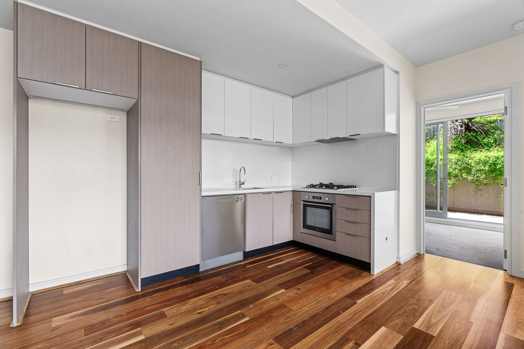 104/326, Burwood - Thumbnail 5