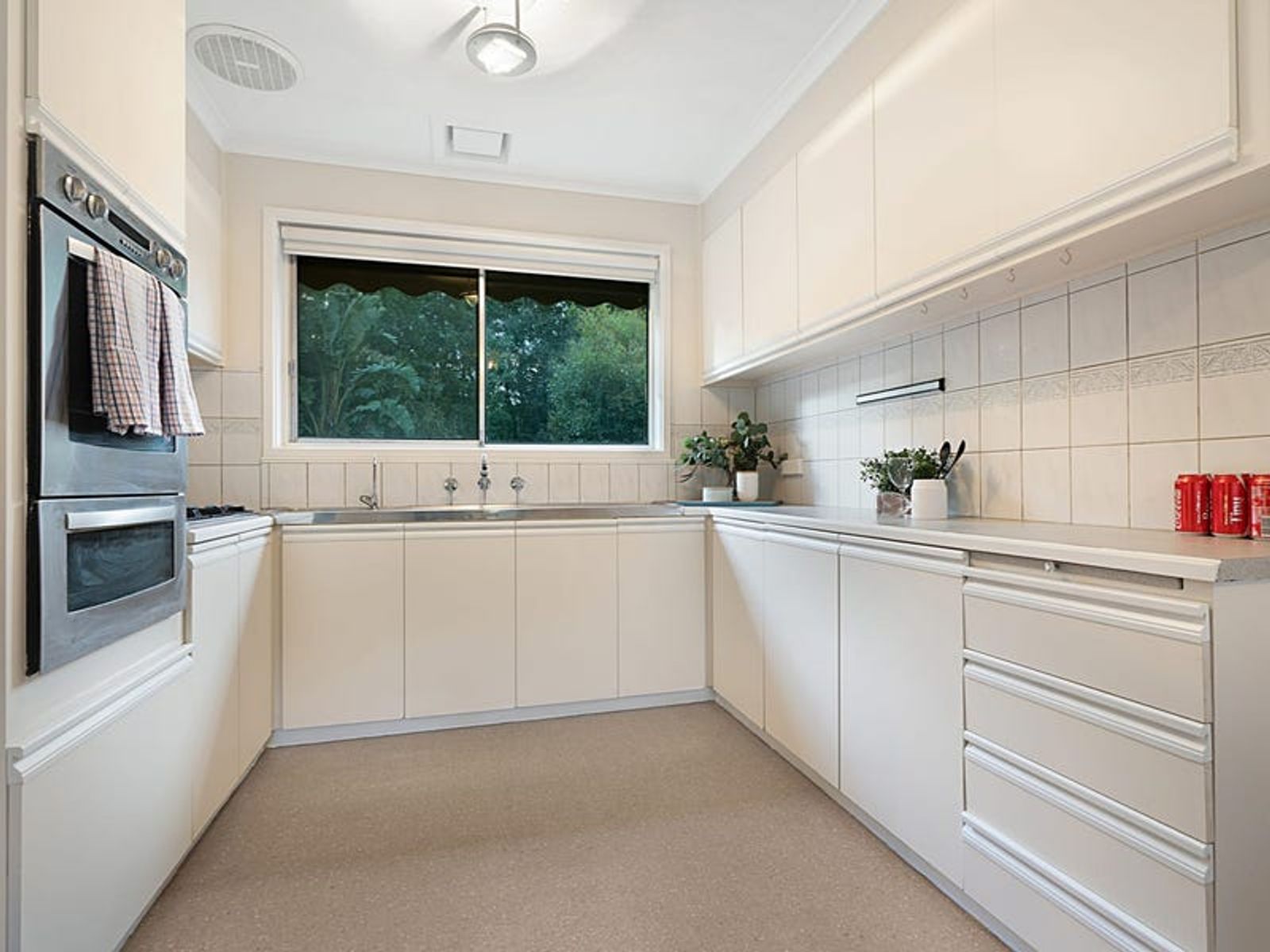 5 Manuka Drive, Ferntree Gully, VIC 3156, Ferntree Gully - Thumbnail 5