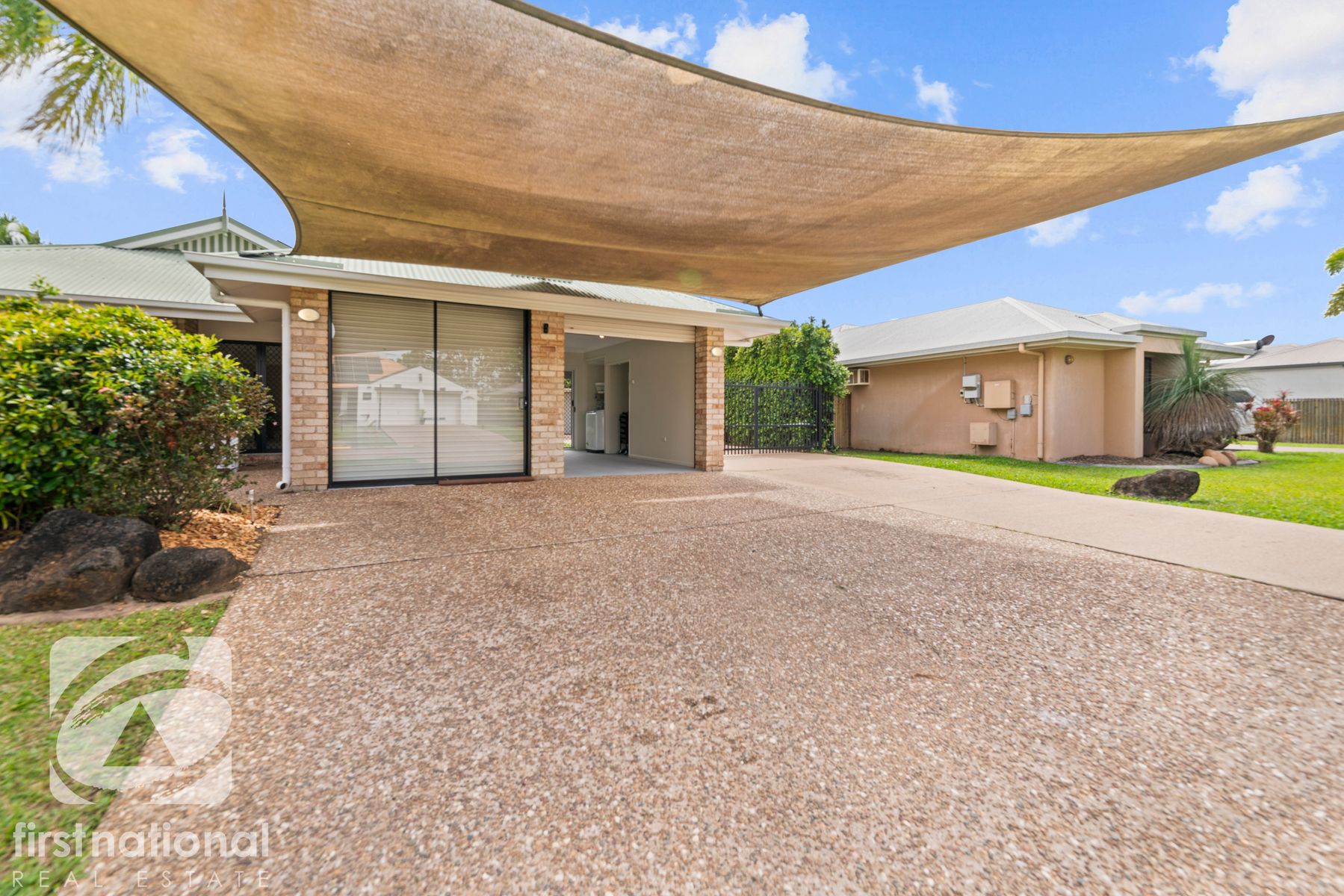 1 Laguna Avenue, Kirwan QLD 4817, Kirwan - Thumbnail 2