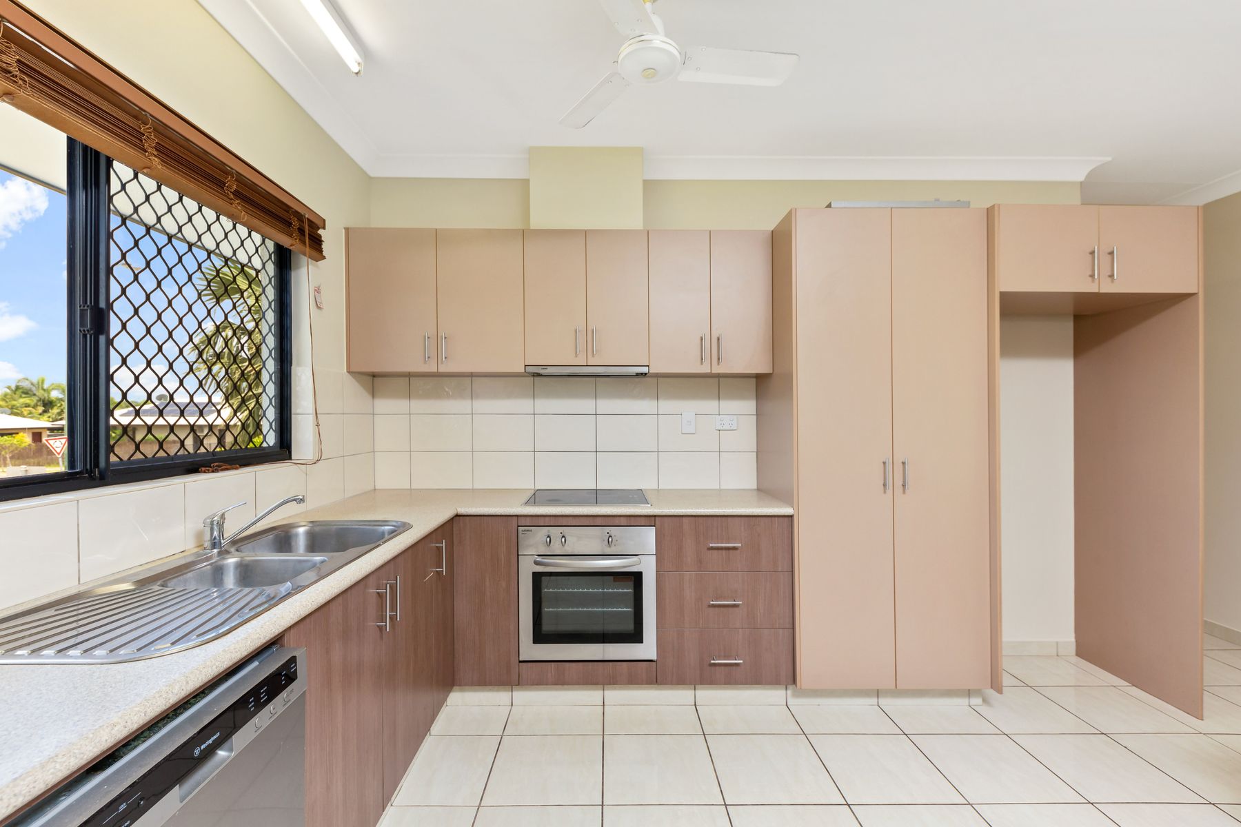 1 Juma Place, Rosebery NT 0832, Rosebery - Thumbnail 8