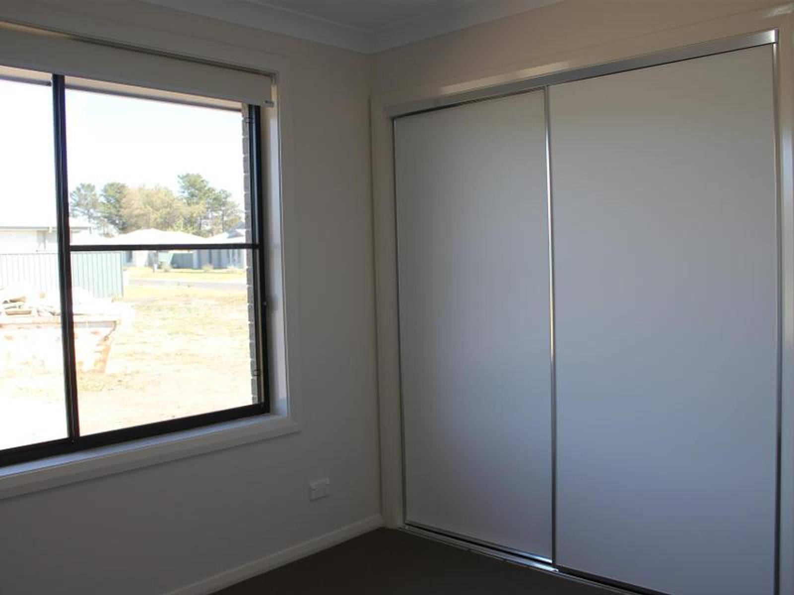 2/18 Lara Avenue, Armidale NSW 2350, Armidale - Thumbnail 3