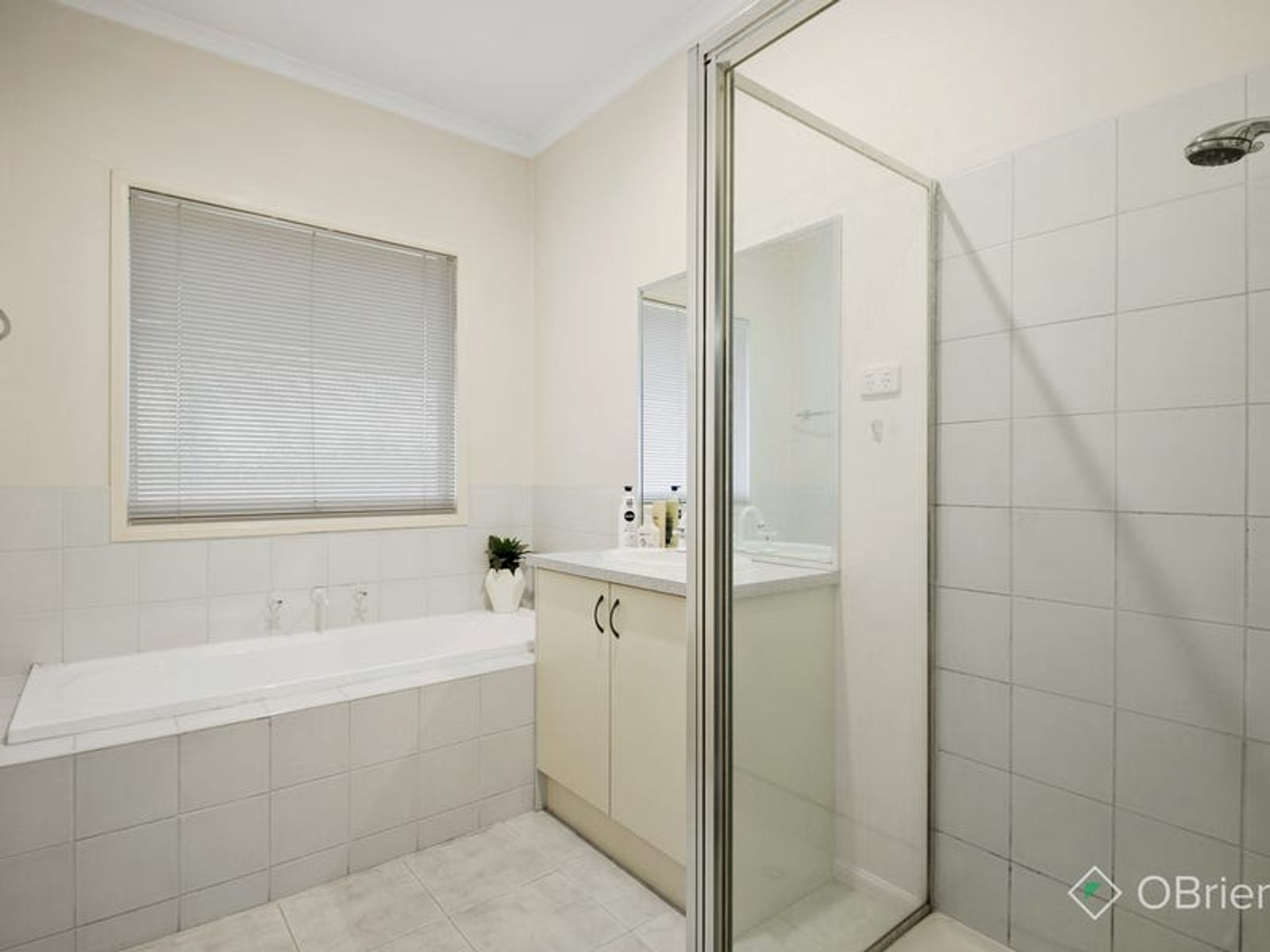 8 Gellibrand Court, Berwick, VIC 3806, Berwick - Thumbnail 7