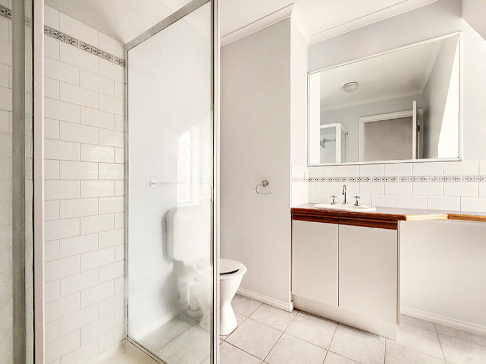 20 Coopers Lane, Kensington - Thumbnail 8