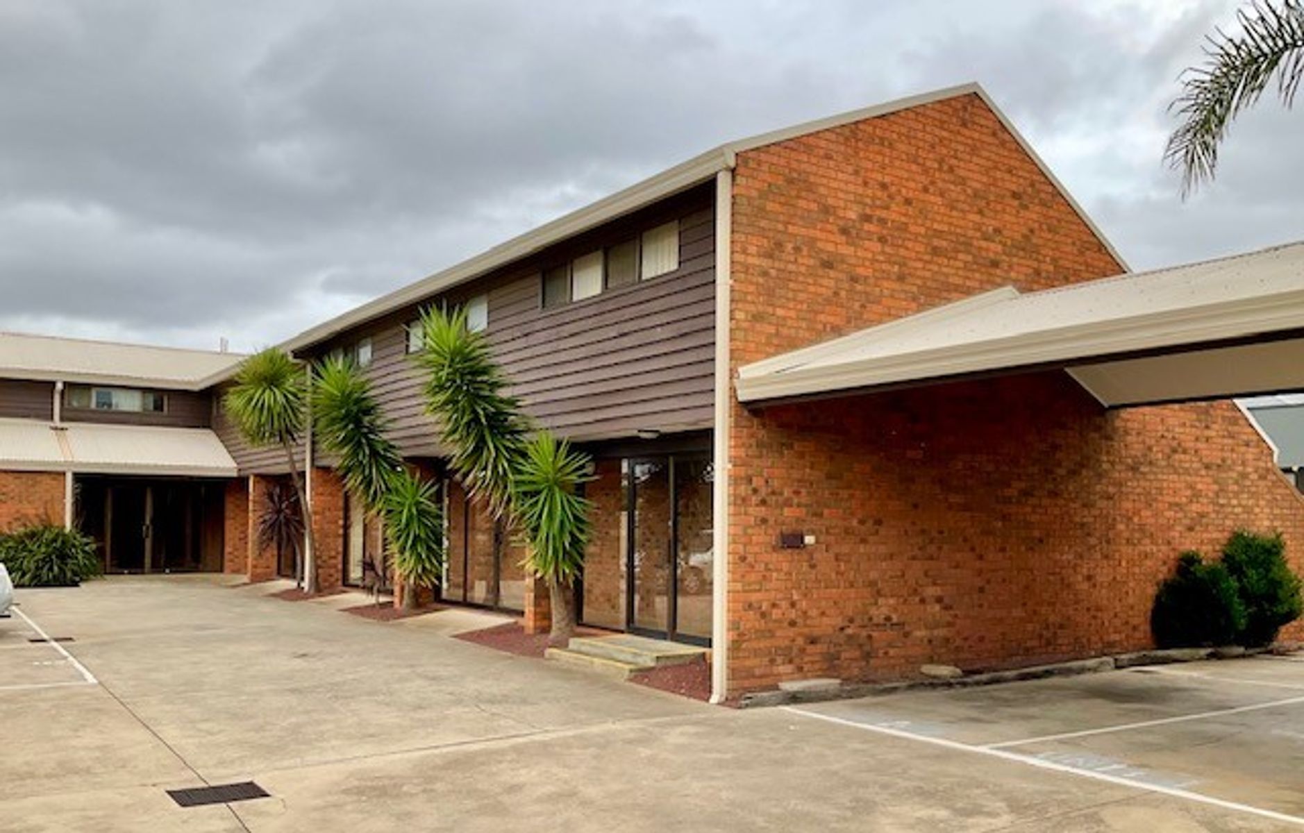 8/293 Princes Highway, Werribee VIC 3030