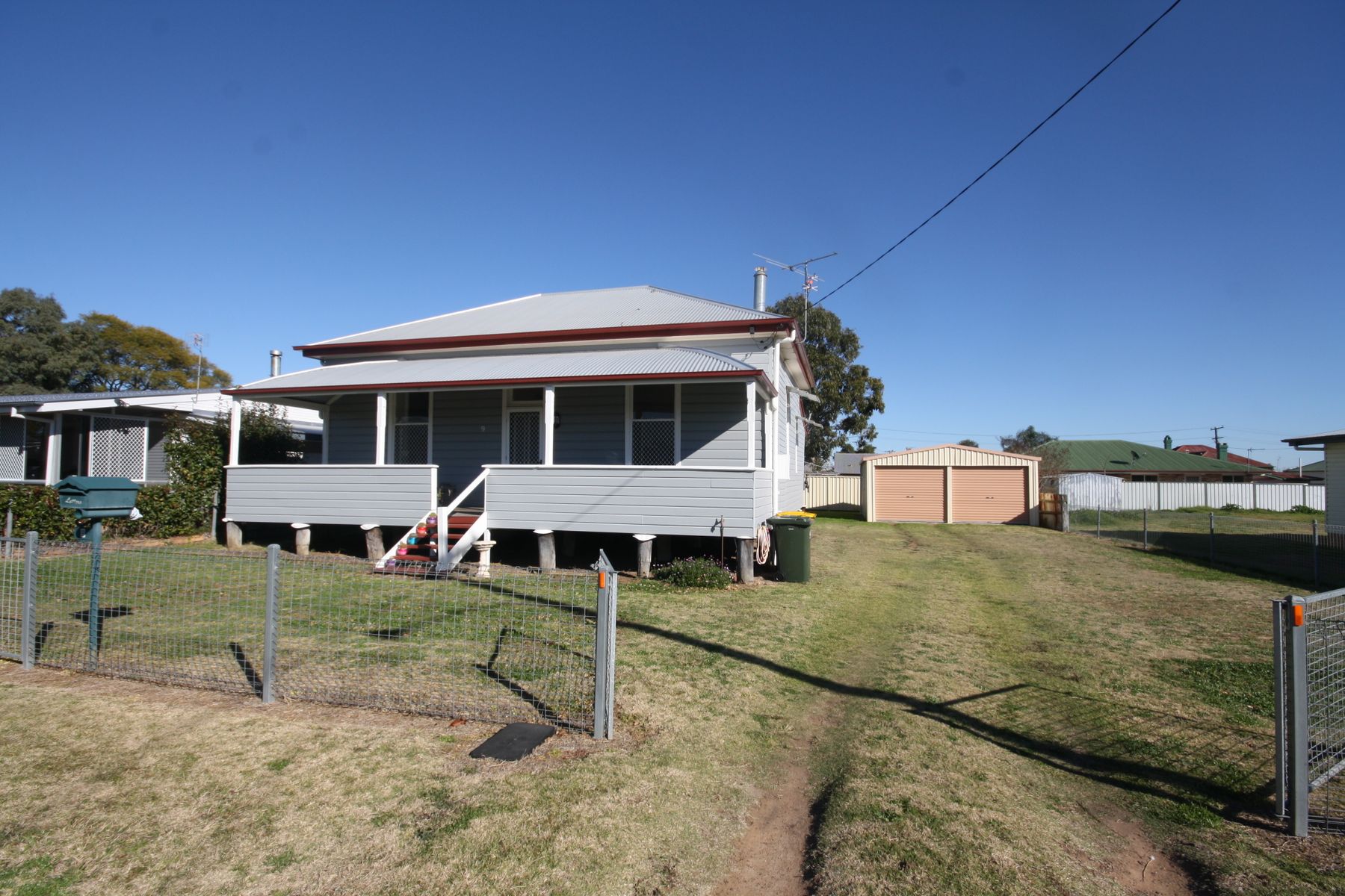 9 Stacey St, Warwick QLD 4370