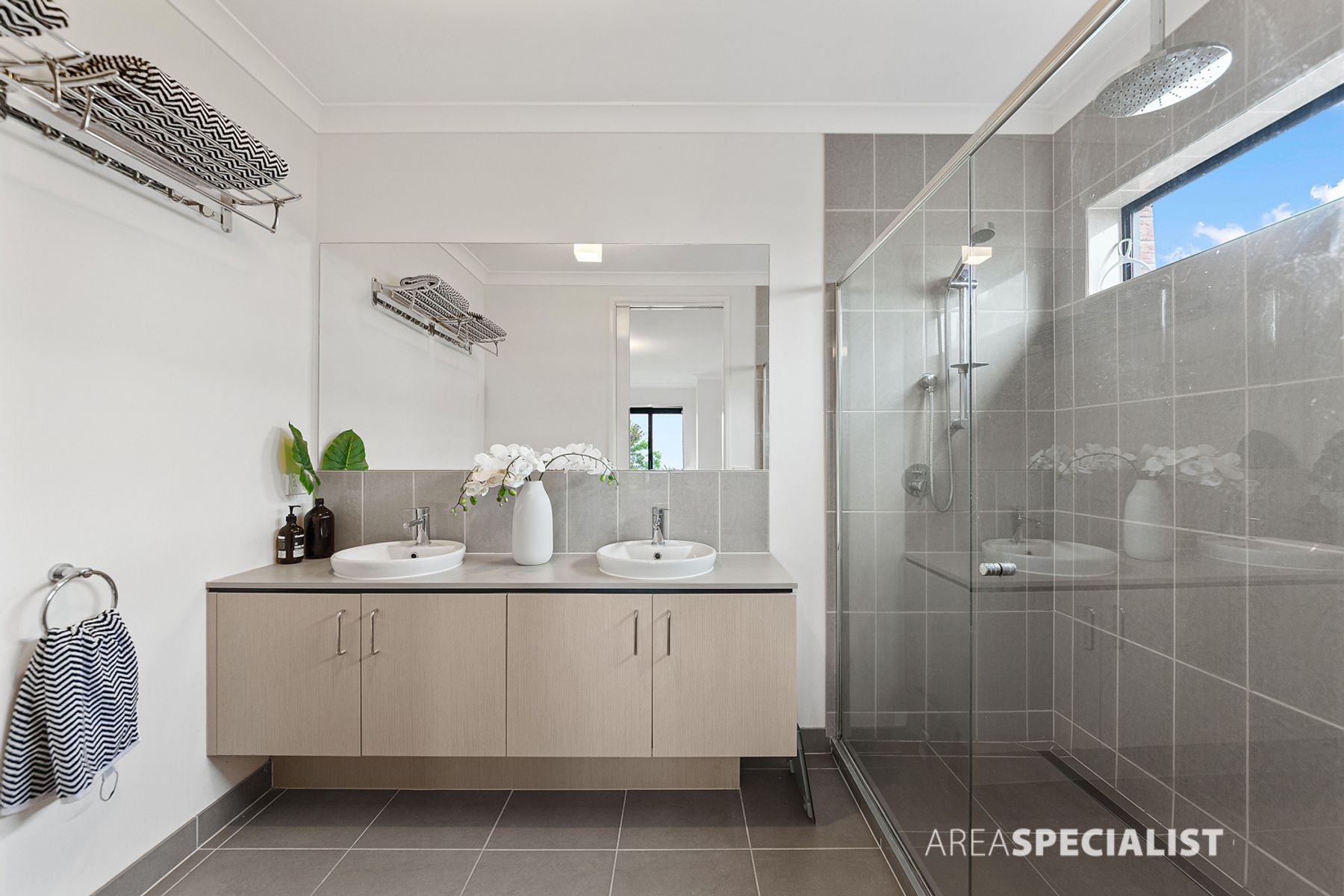 52 Waterside Drive, Pakenham, VIC 3810, Pakenham - Thumbnail 5