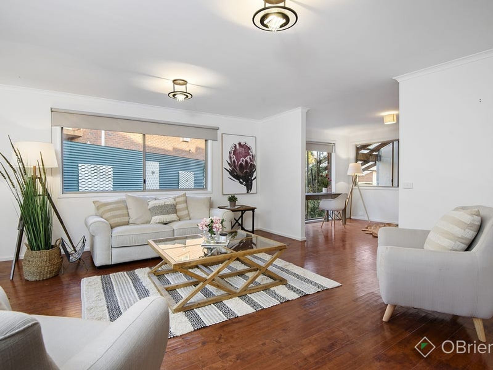 10 Armiston Court, Endeavour Hills, VIC 3802, Endeavour Hills - Thumbnail 2