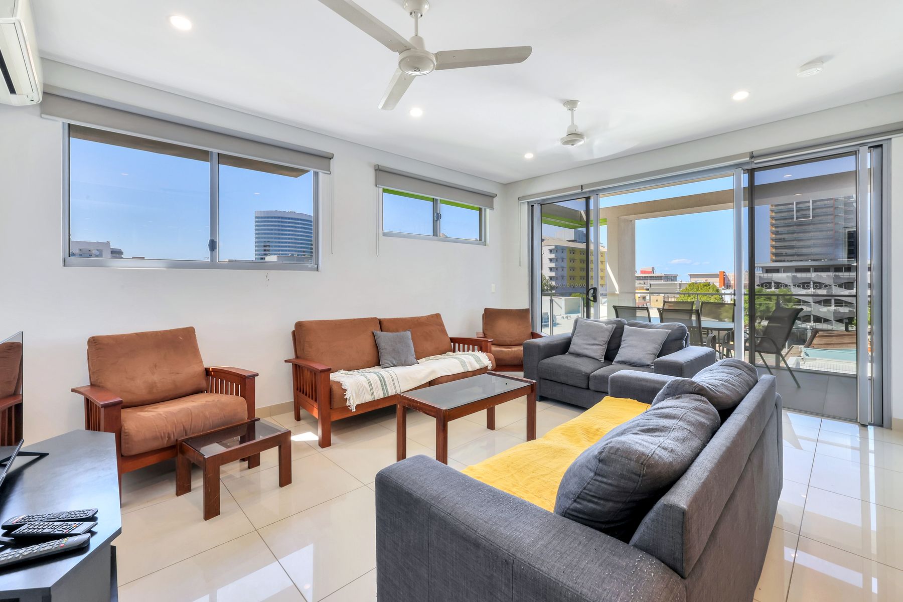 409/39 Cavenagh Street, Darwin City NT 0800, Darwin City - Thumbnail 3