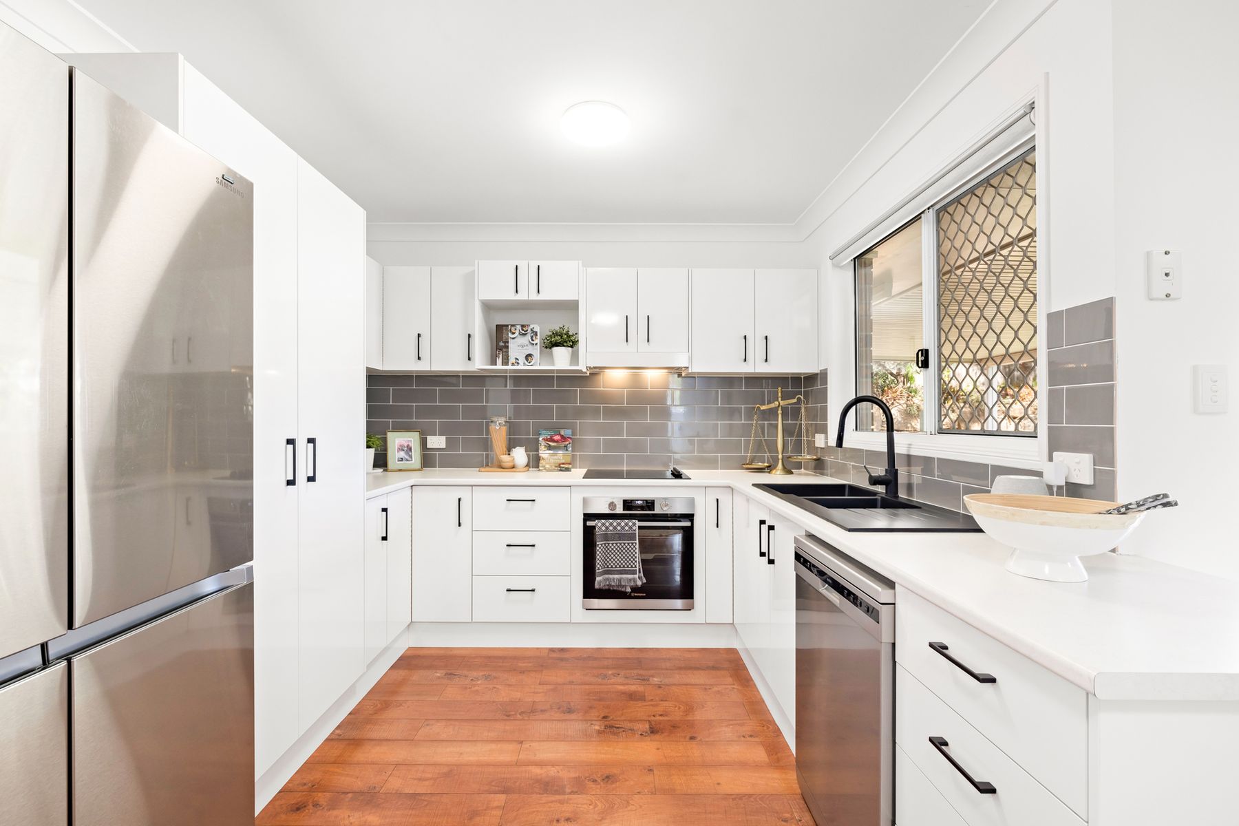 1 Carnea Place, Regents Park QLD 4118, Regents Park - Thumbnail 3