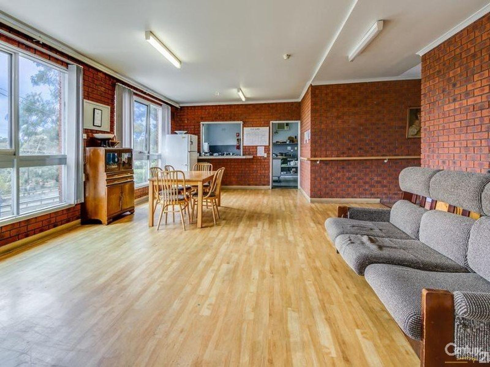 151, Glen Waverley - Thumbnail 3