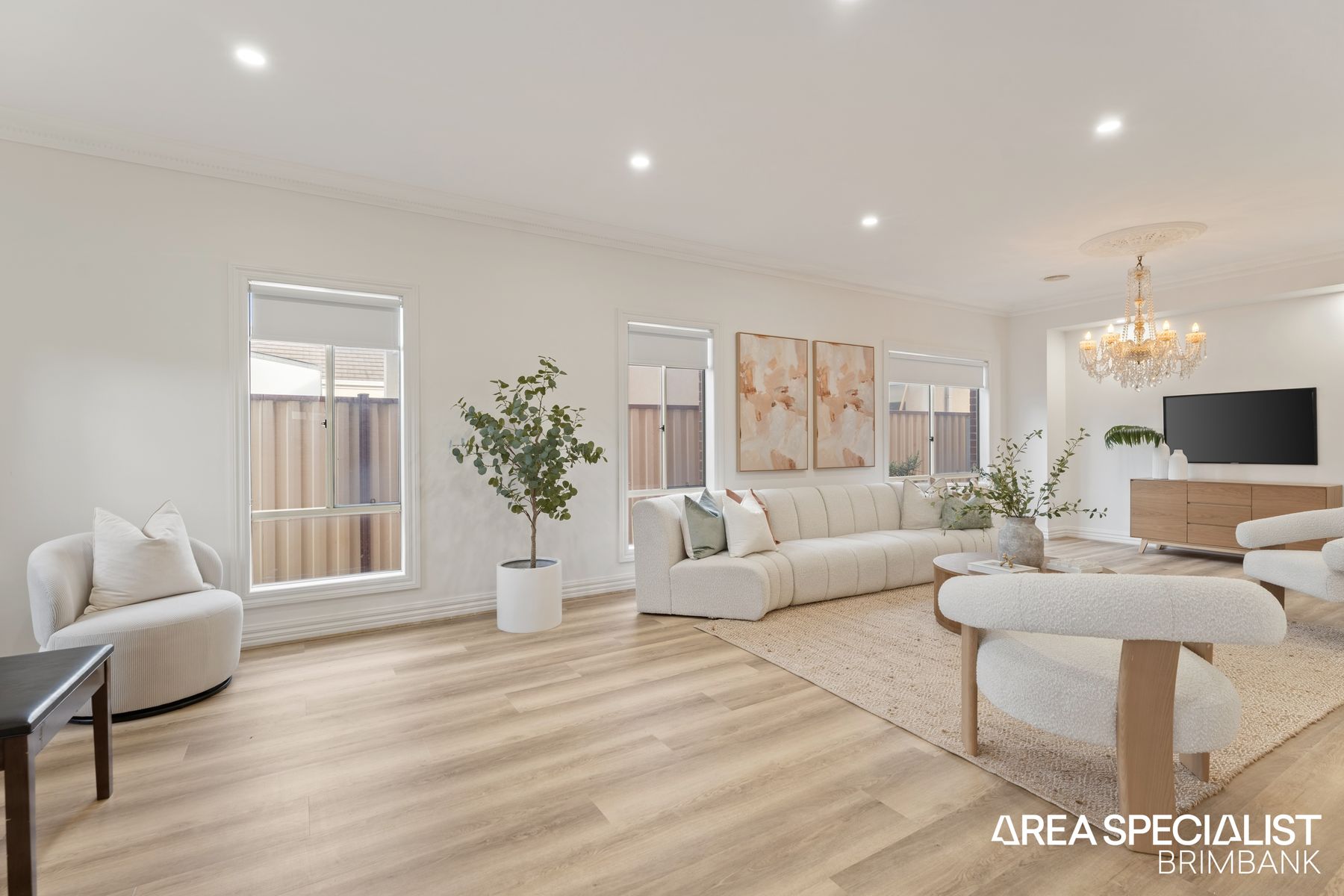 2 Parklea Avenue, Cairnlea, Cairnlea - Thumbnail 4