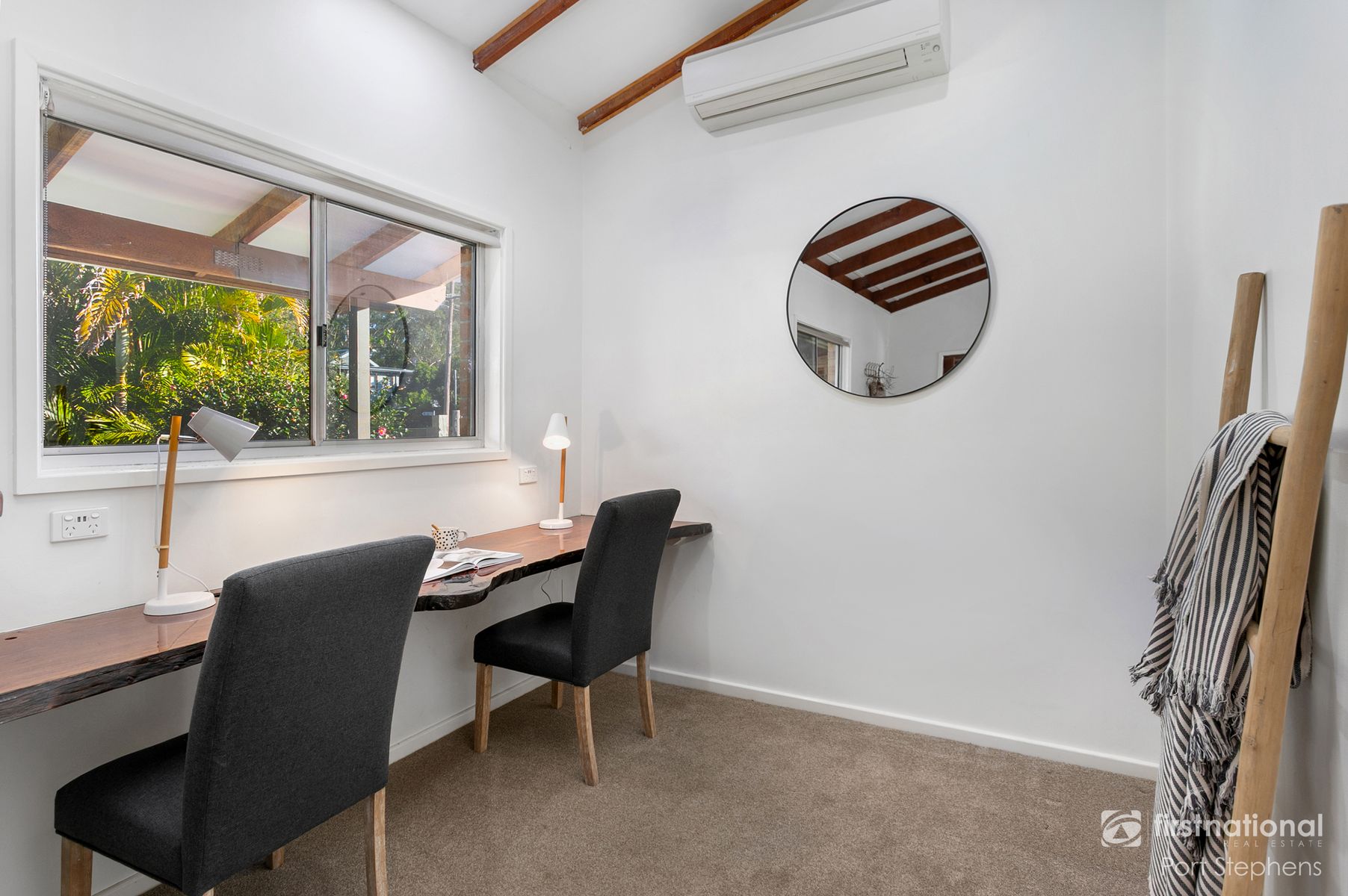 19 Taylor Road, Taylors Beach, NSW 2316