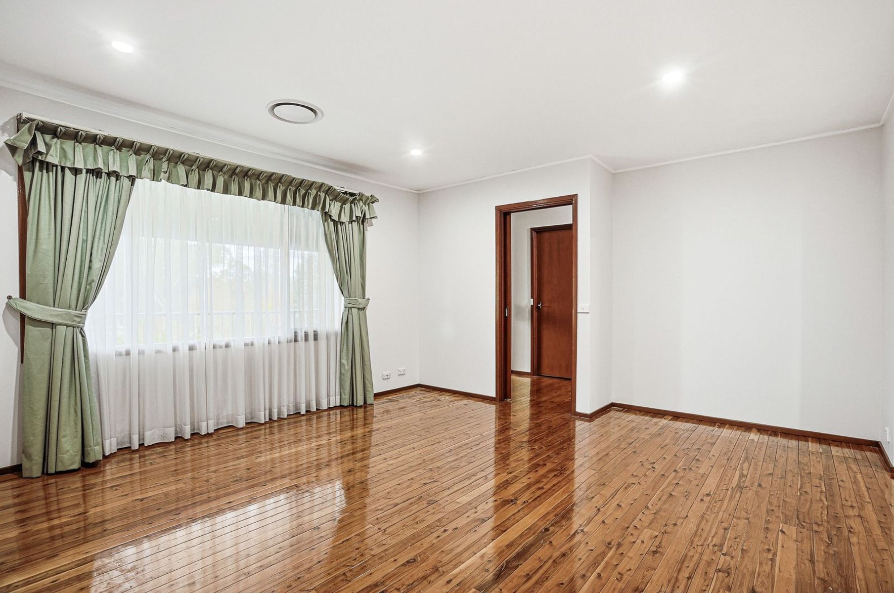139 Maxwell Street, South Penrith - Thumbnail 4