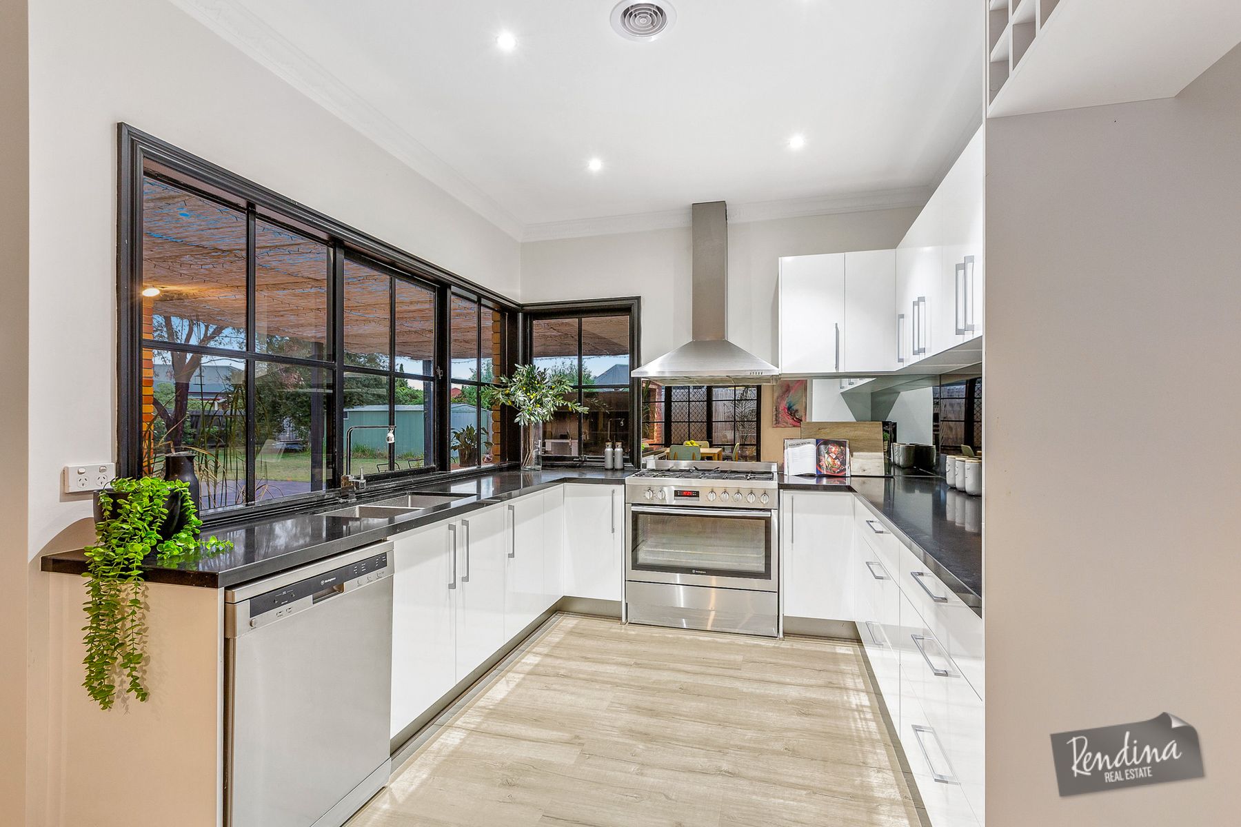 36 Hastings Avenue, Hoppers Crossing - Thumbnail 6