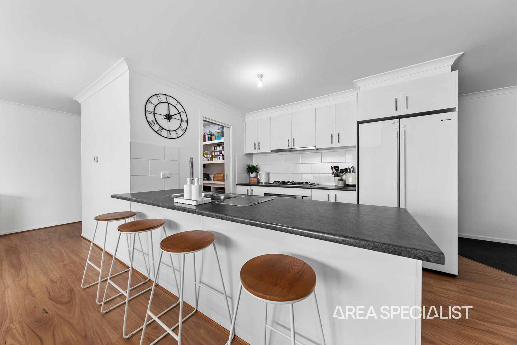 71 Corymbia Promenade, Pakenham, VIC 3810, Pakenham - Thumbnail 3