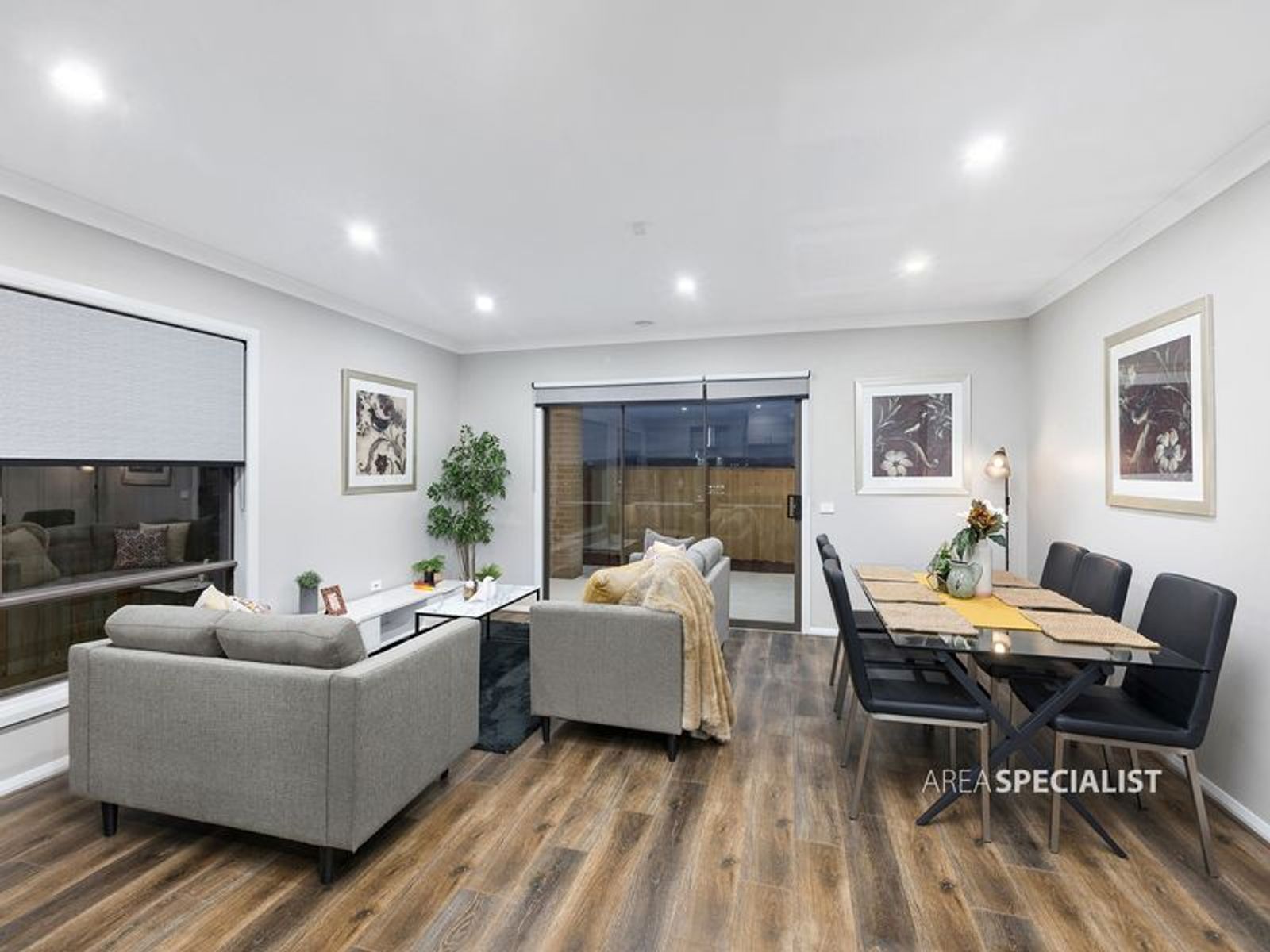55 Babylon Crescent, Clyde North, VIC 3978, Clyde North - Thumbnail 2