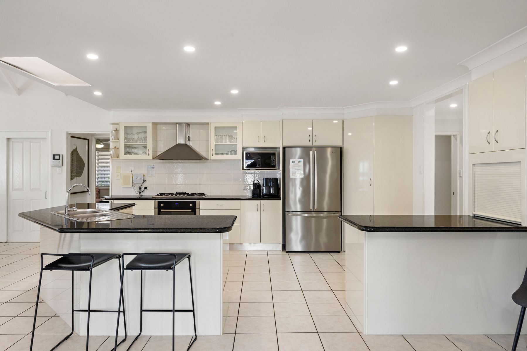 19 Compass Court, Raby Bay QLD 4163, Cleveland - Thumbnail 6
