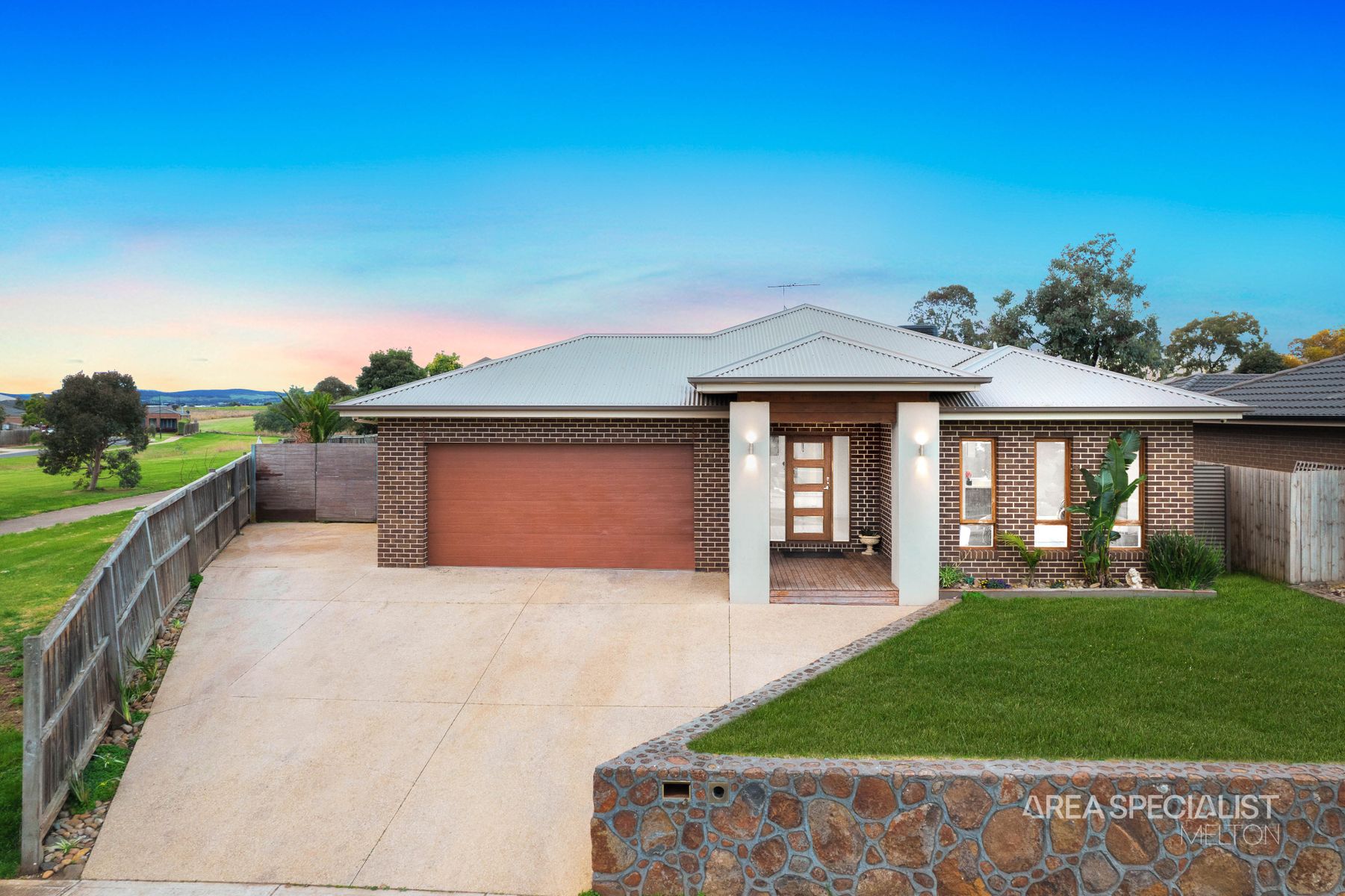 94 Dalray Crescent, Kurunjang, VIC 3337, Kurunjang - Thumbnail 3