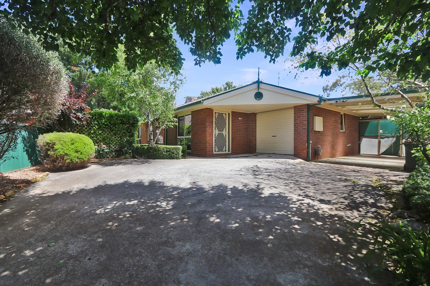 14a Major Drive, Goulburn NSW 2580