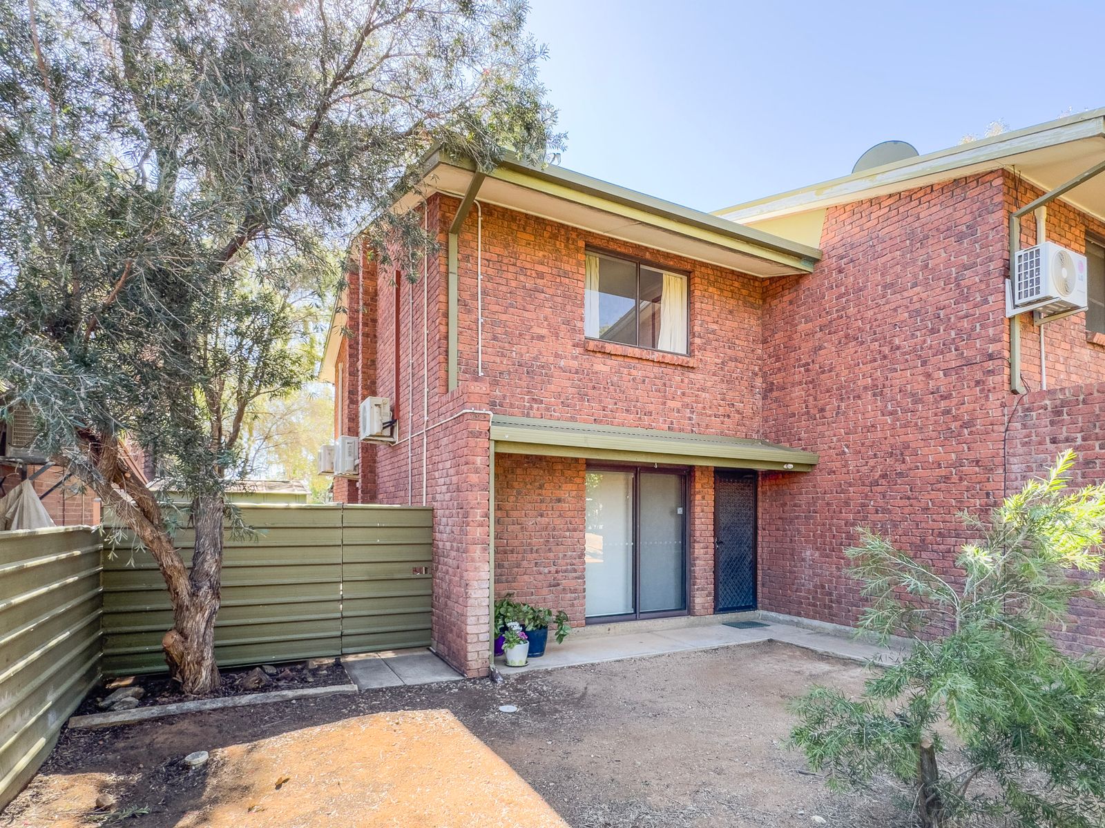 10/2 Cycad Place, Sadadeen NT 0870