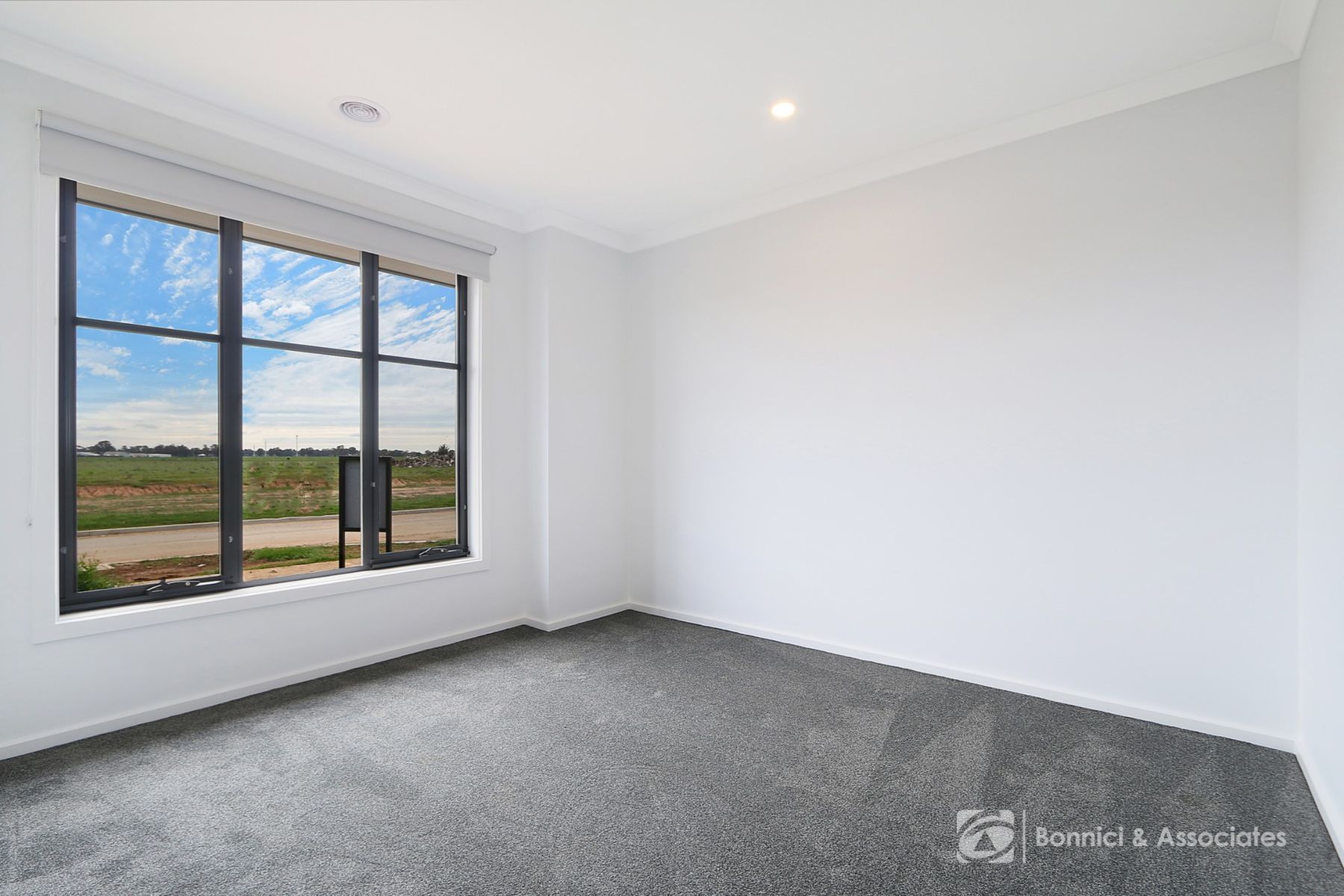 15 Correa Street, Yarrawonga VIC 3730, Yarrawonga - Thumbnail 4