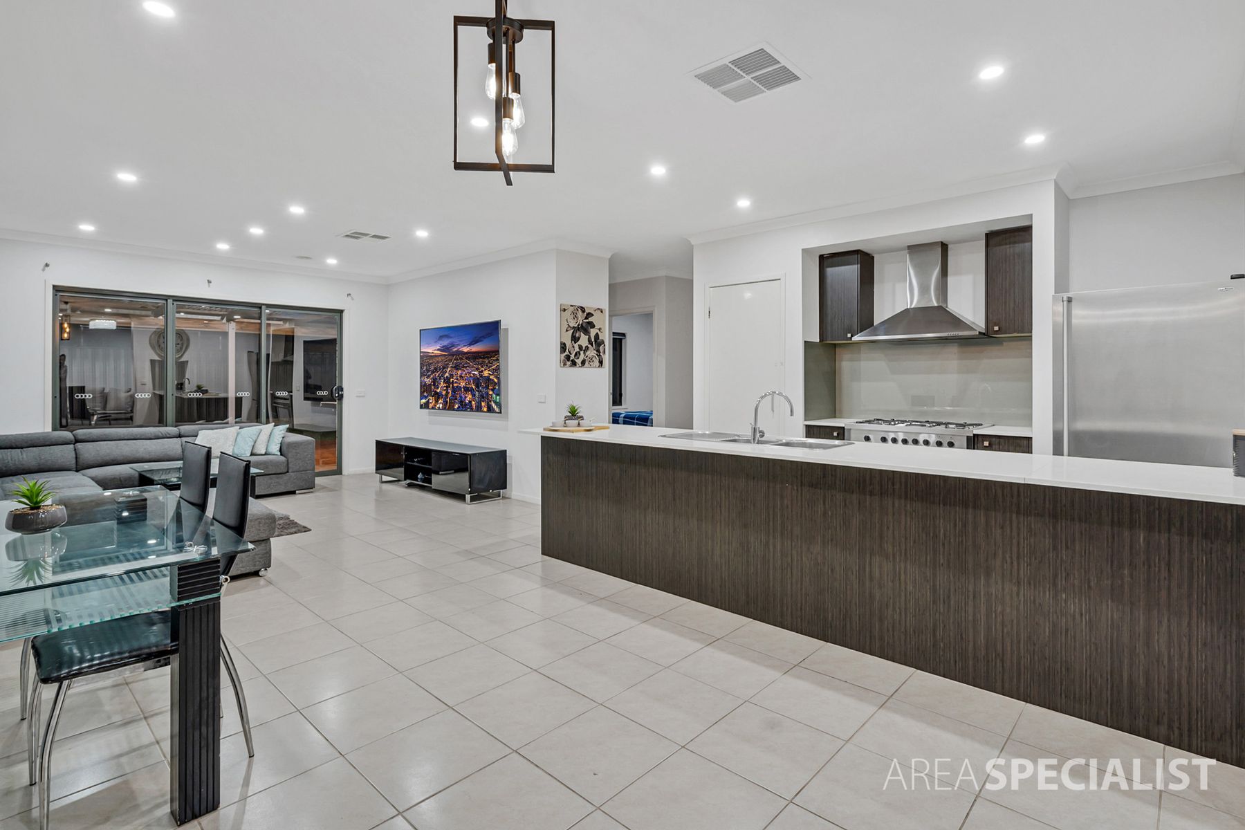 67 Sabel Drive, Cranbourne North, VIC 3977, Cranbourne North - Thumbnail 7