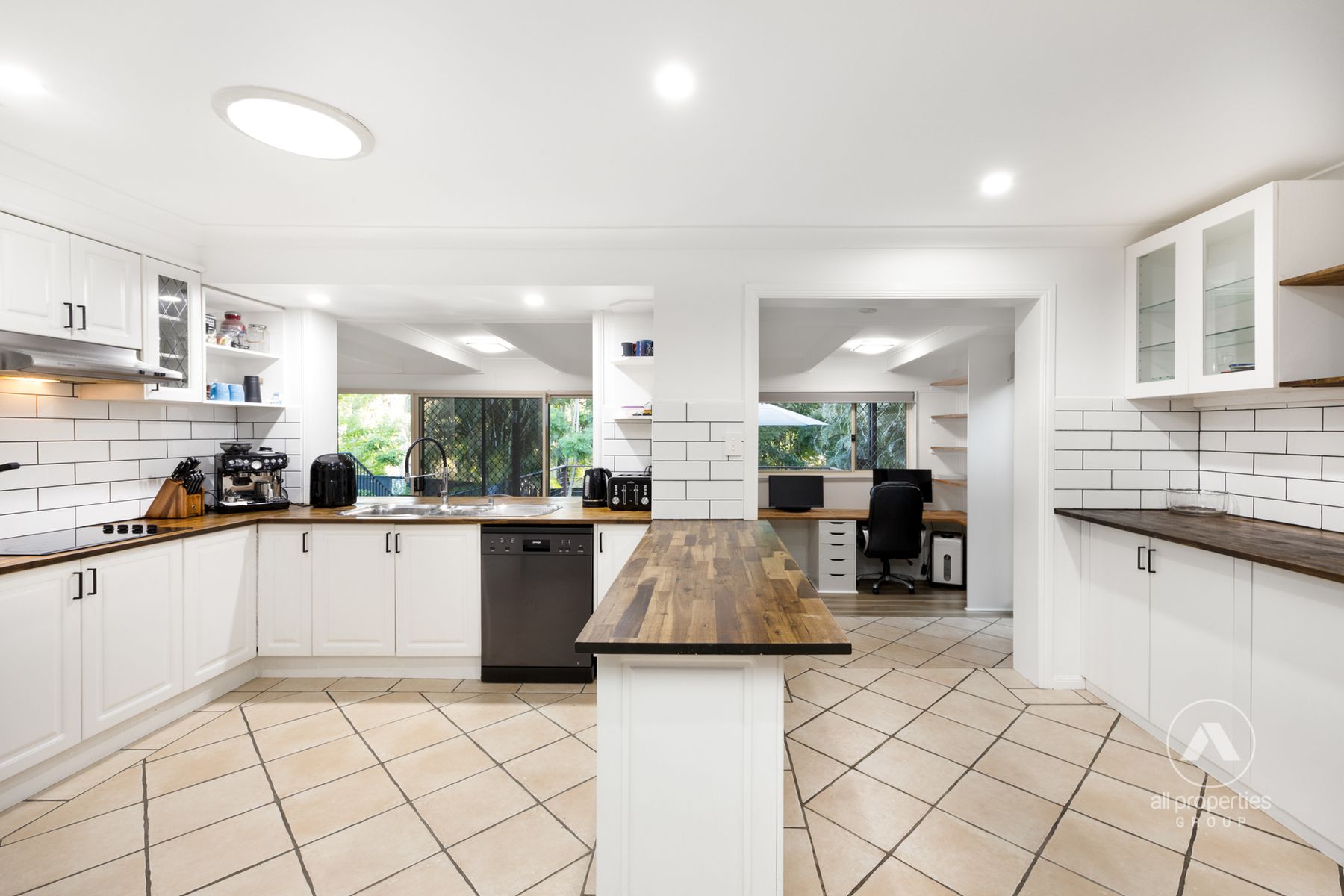 36 Leighton Drive, Edens Landing QLD 4207, Edens Landing - Thumbnail 6