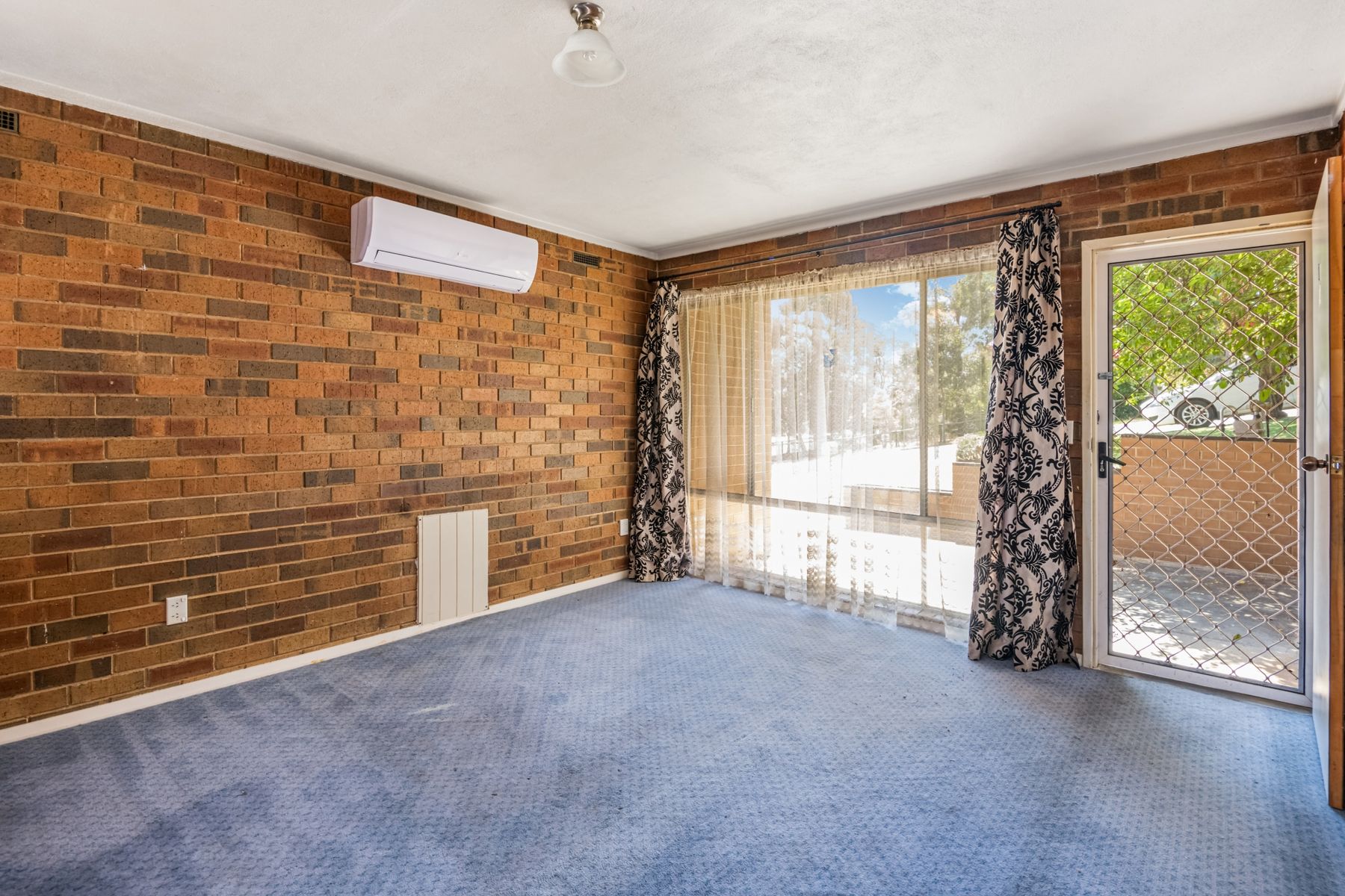 1/24 Bank Street, Kangaroo Flat, VIC 3555, Kangaroo Flat - Thumbnail 2