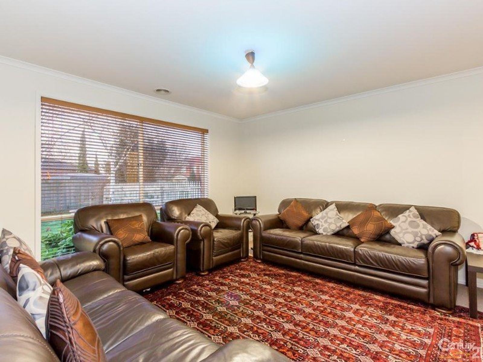 64 Galloway Drive, Narre Warren South - Thumbnail 7