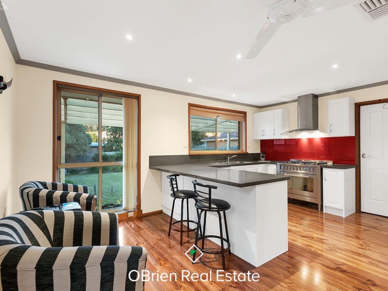 4 Clydebank Avenue, Endeavour Hills, VIC 3802, Endeavour Hills - Thumbnail 3