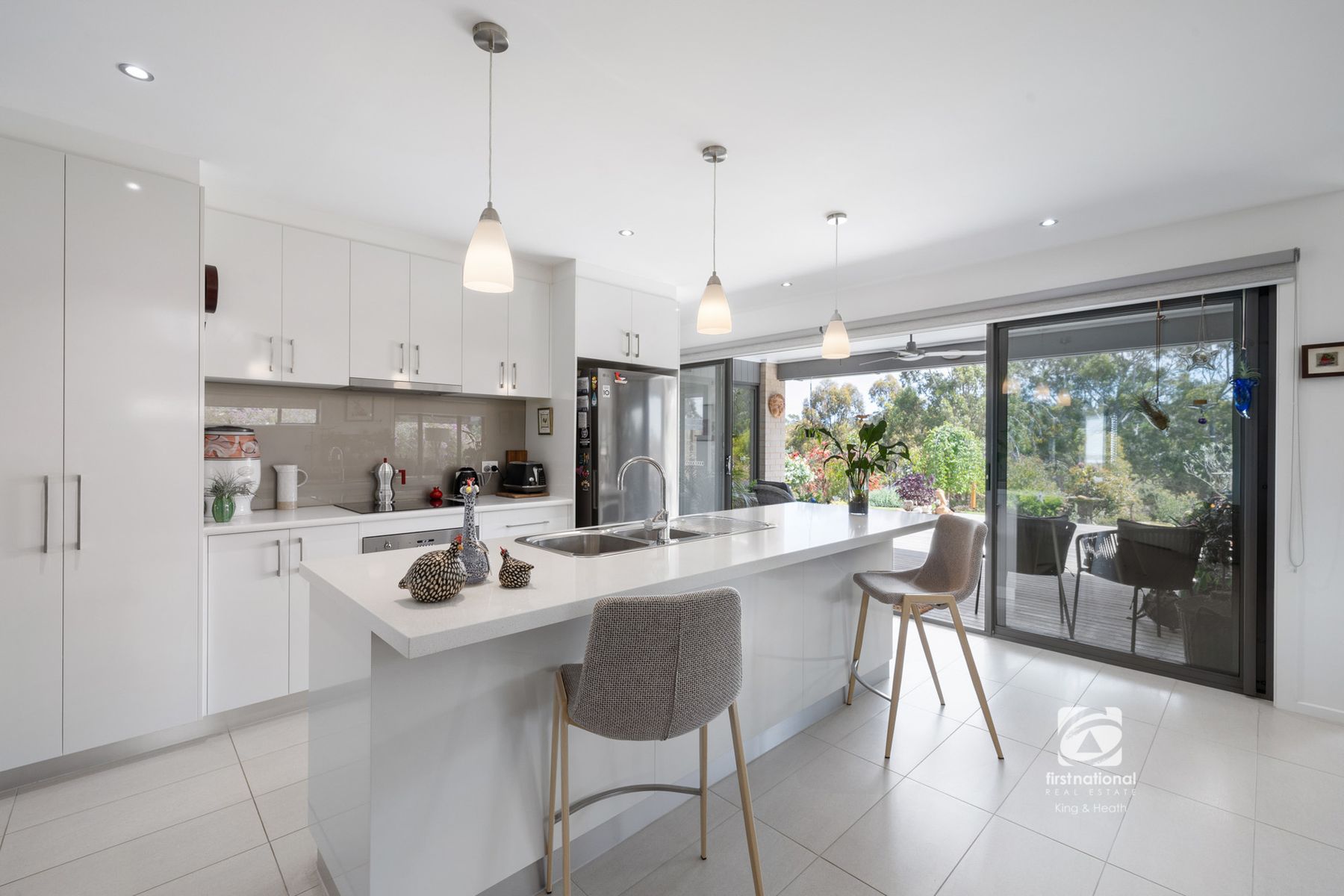8 Leighton Bay Drive, Metung VIC 3904, Metung - Thumbnail 3