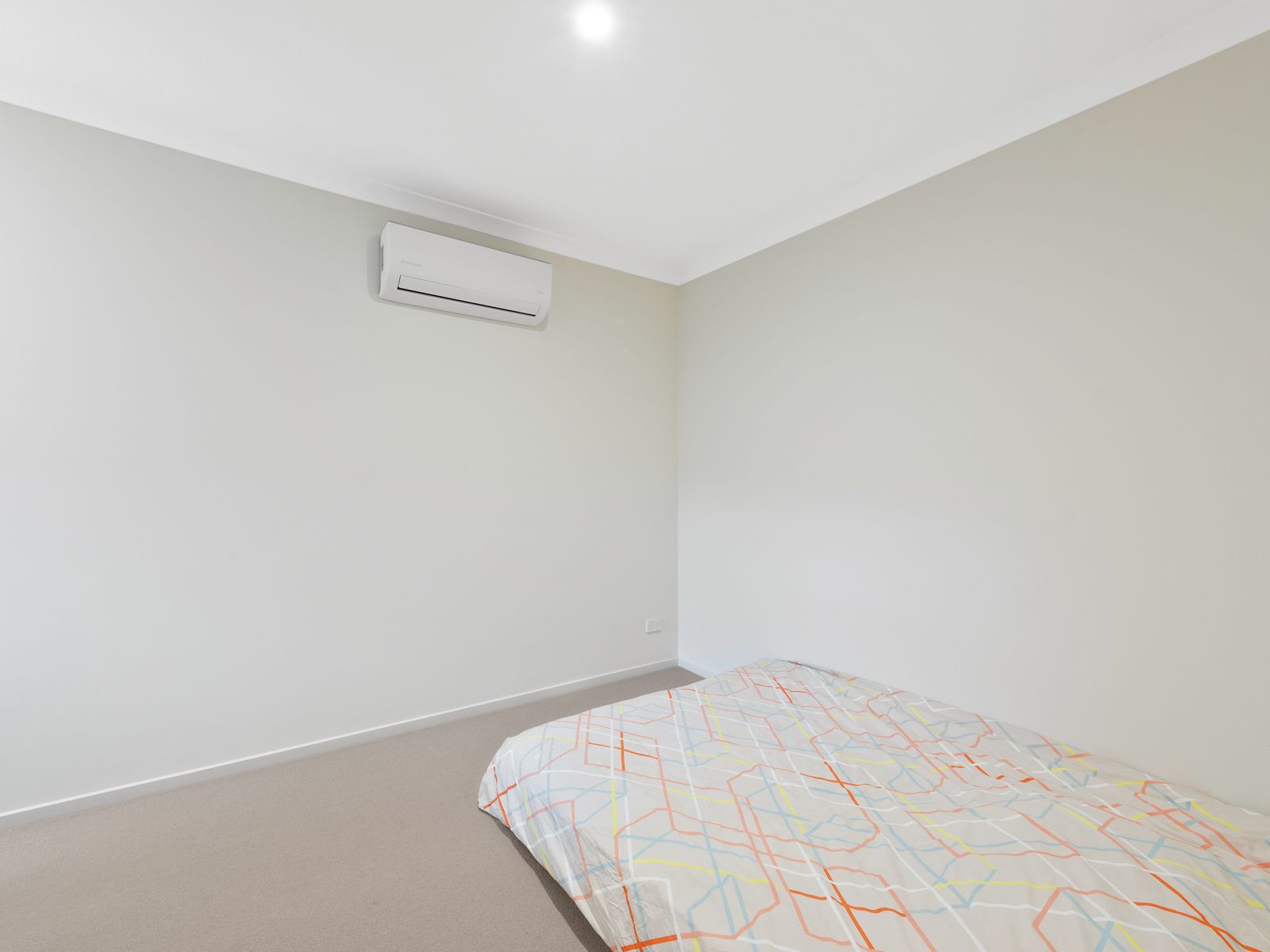 8 Barncroft Crescent, Keysborough, VIC 3173, Keysborough - Thumbnail 8