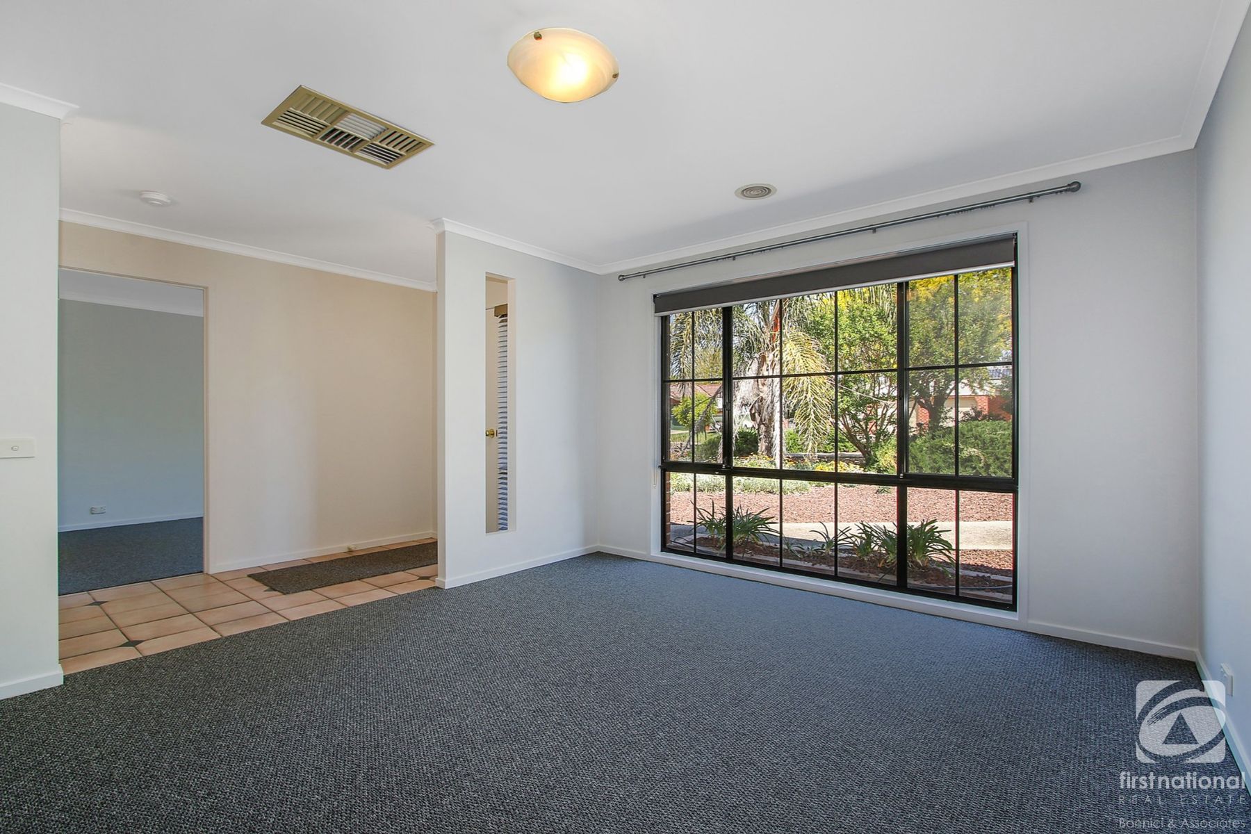 8 Hook Court, Wodonga VIC 3690, Wodonga - Thumbnail 3