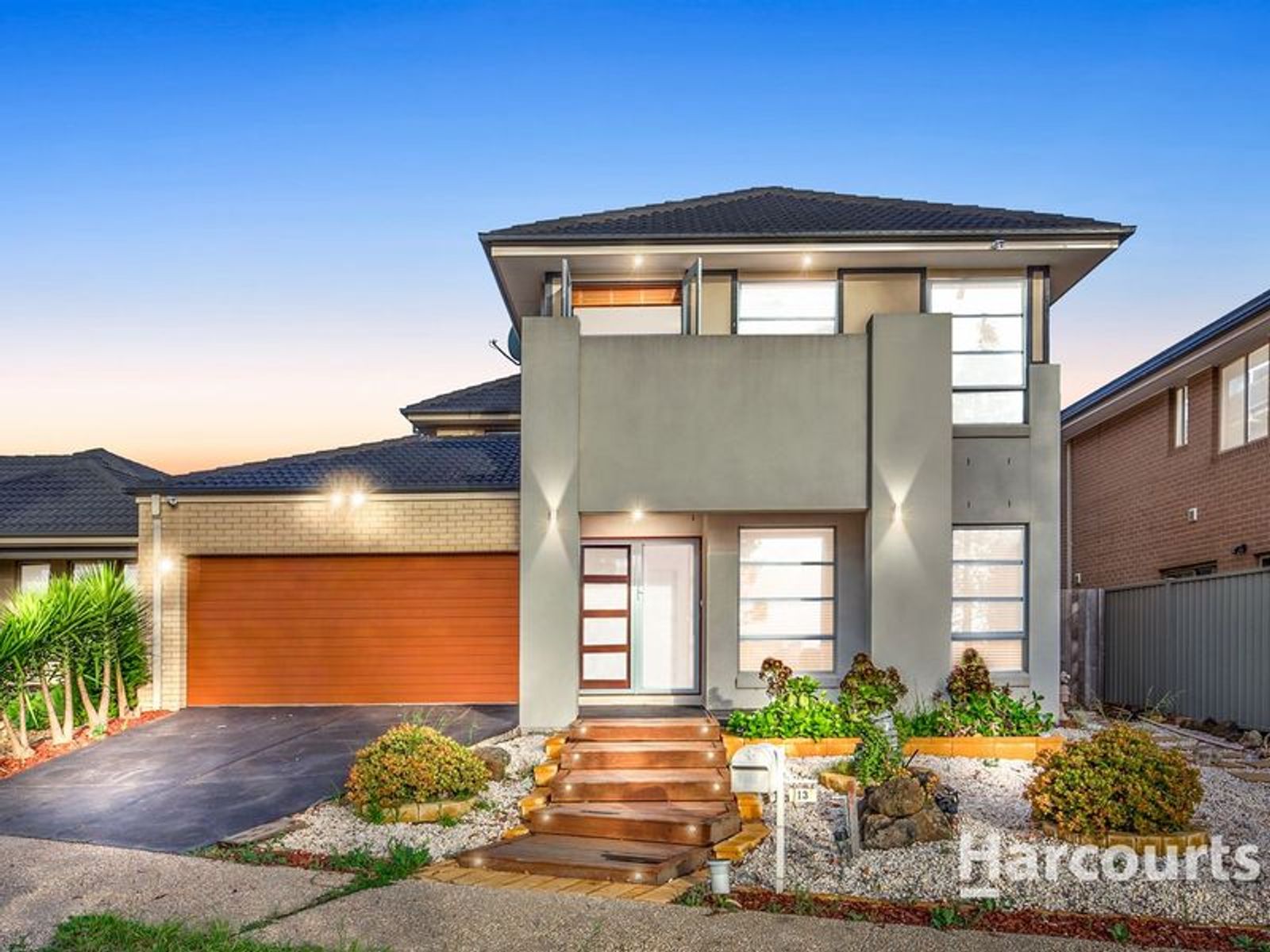 13 Otago Loop, Caroline Springs, VIC 3023
