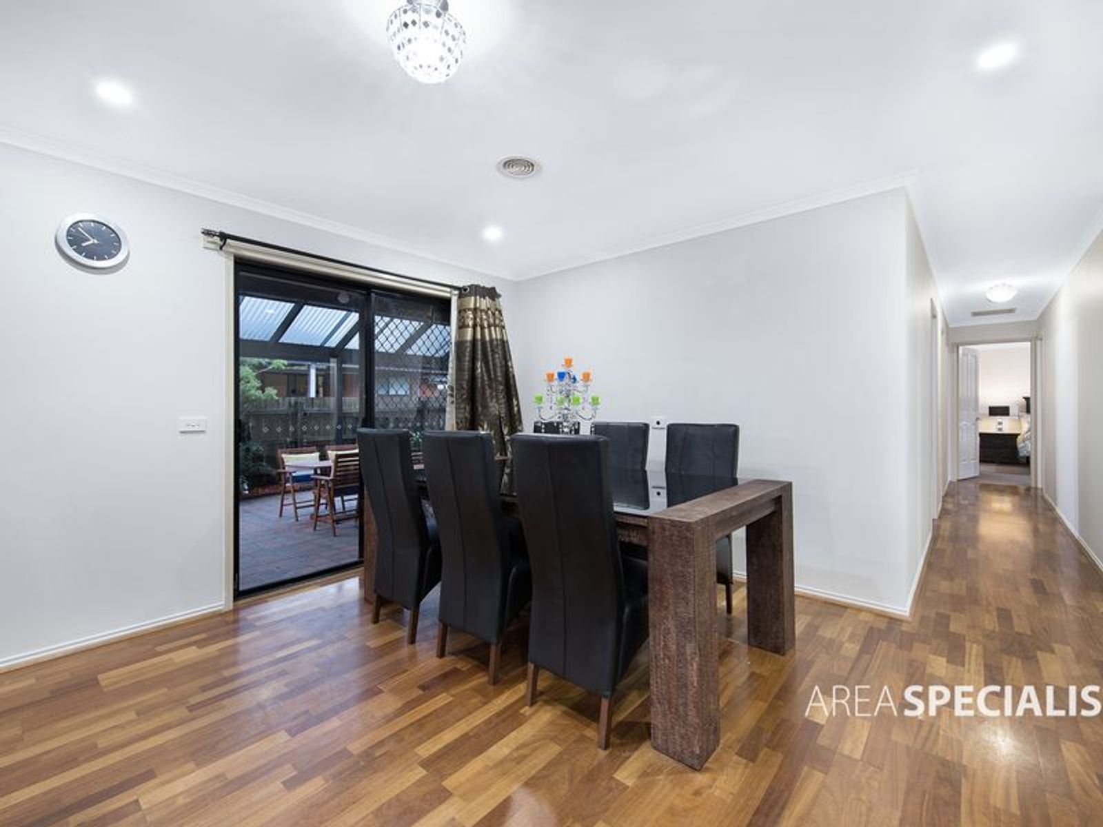 19 Strabane Way, Hampton Park, VIC 3976, Hampton Park - Thumbnail 3
