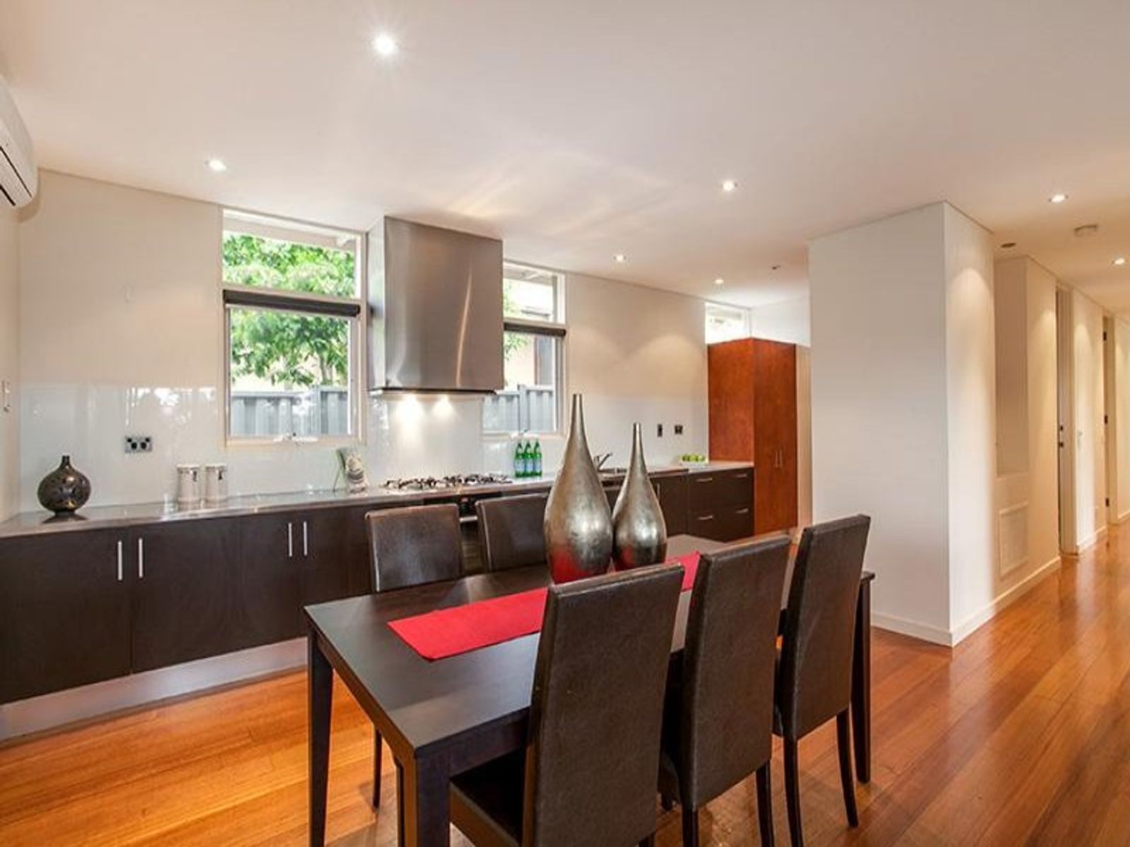 47 Ruby Street, Essendon West - Thumbnail 2