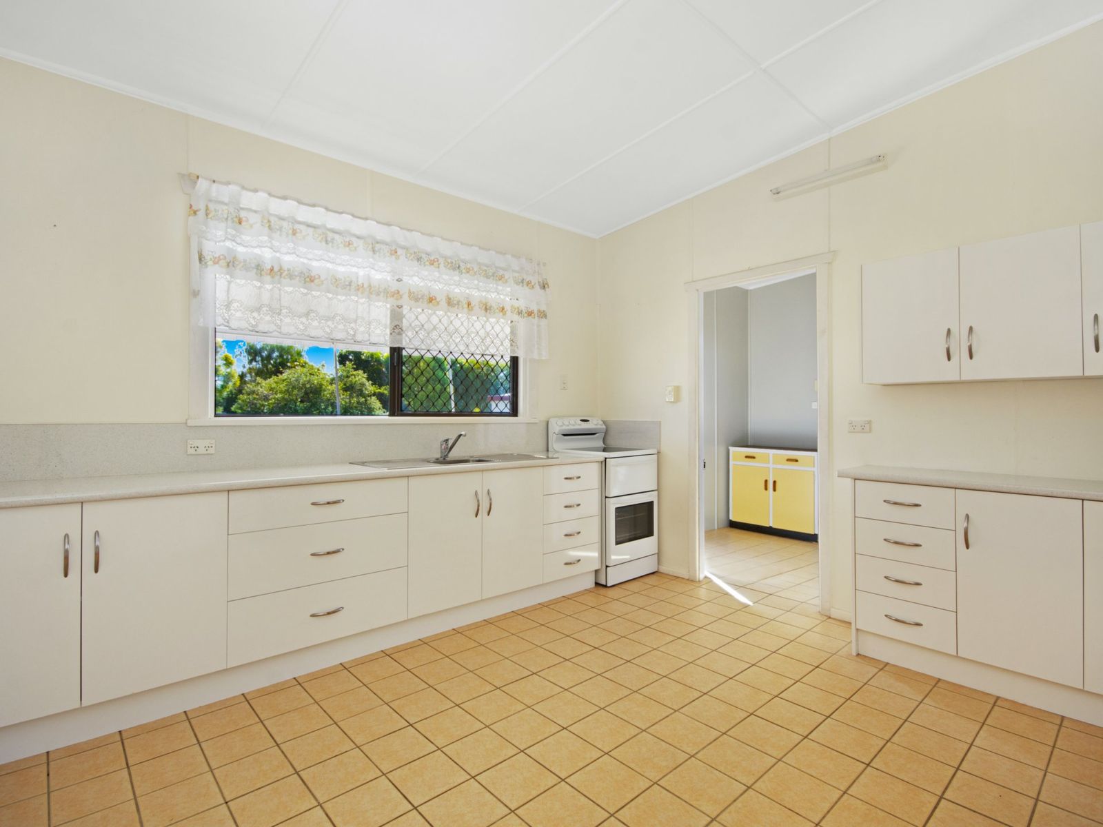 42 North Street, Casino - Thumbnail 5
