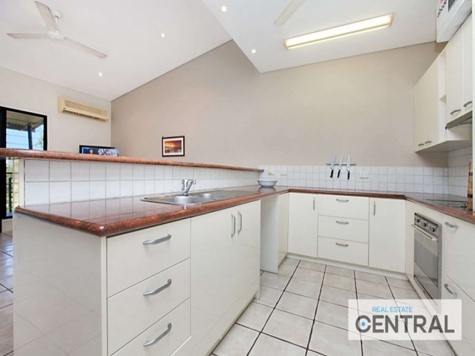15/6 Stoddart Drive, Bayview NT 0820, Bayview - Thumbnail 2