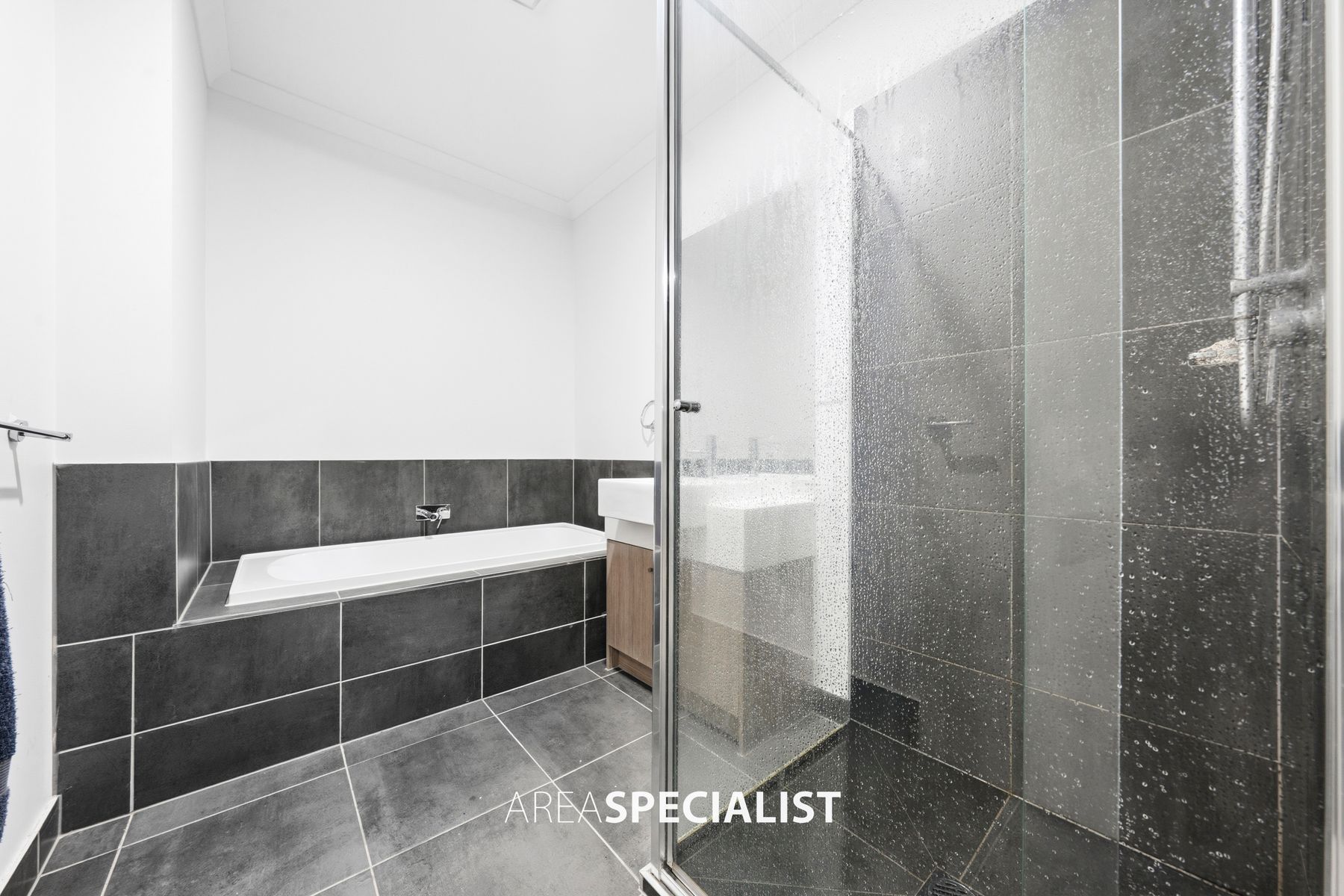 24 Patrobas Loop, Cranbourne East, Cranbourne East - Thumbnail 7