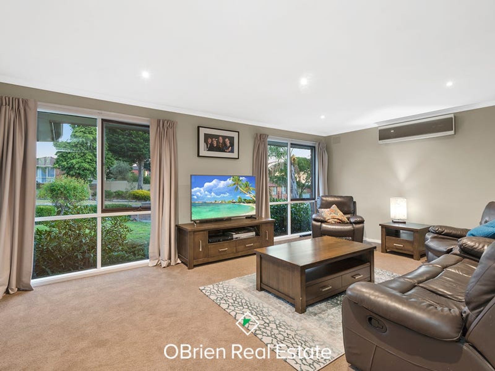 20 Kinkead Crescent, Endeavour Hills, VIC 3802, Endeavour Hills - Thumbnail 2